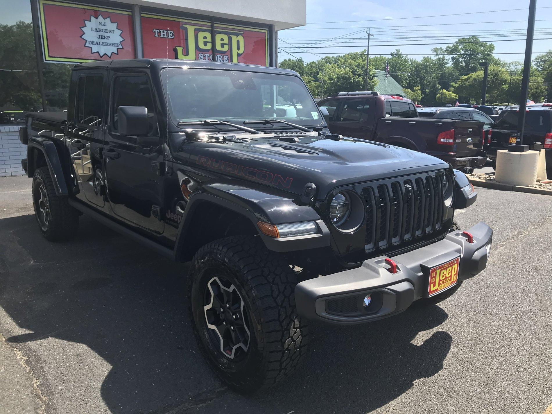 Jeep Gladiator Gladiator Window Sticker and Build Sheet Order Tracking ECE22991-995B-43FD-B122-2A7D287F3A6A
