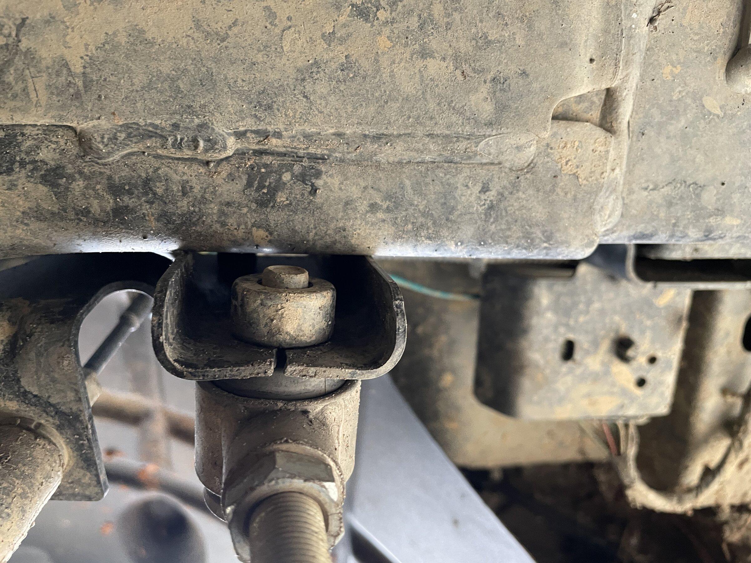 Jeep Gladiator Broken rear sway bar frame mounts 00C116A4-2A41-4872-A5AF-9AE2A7F37089