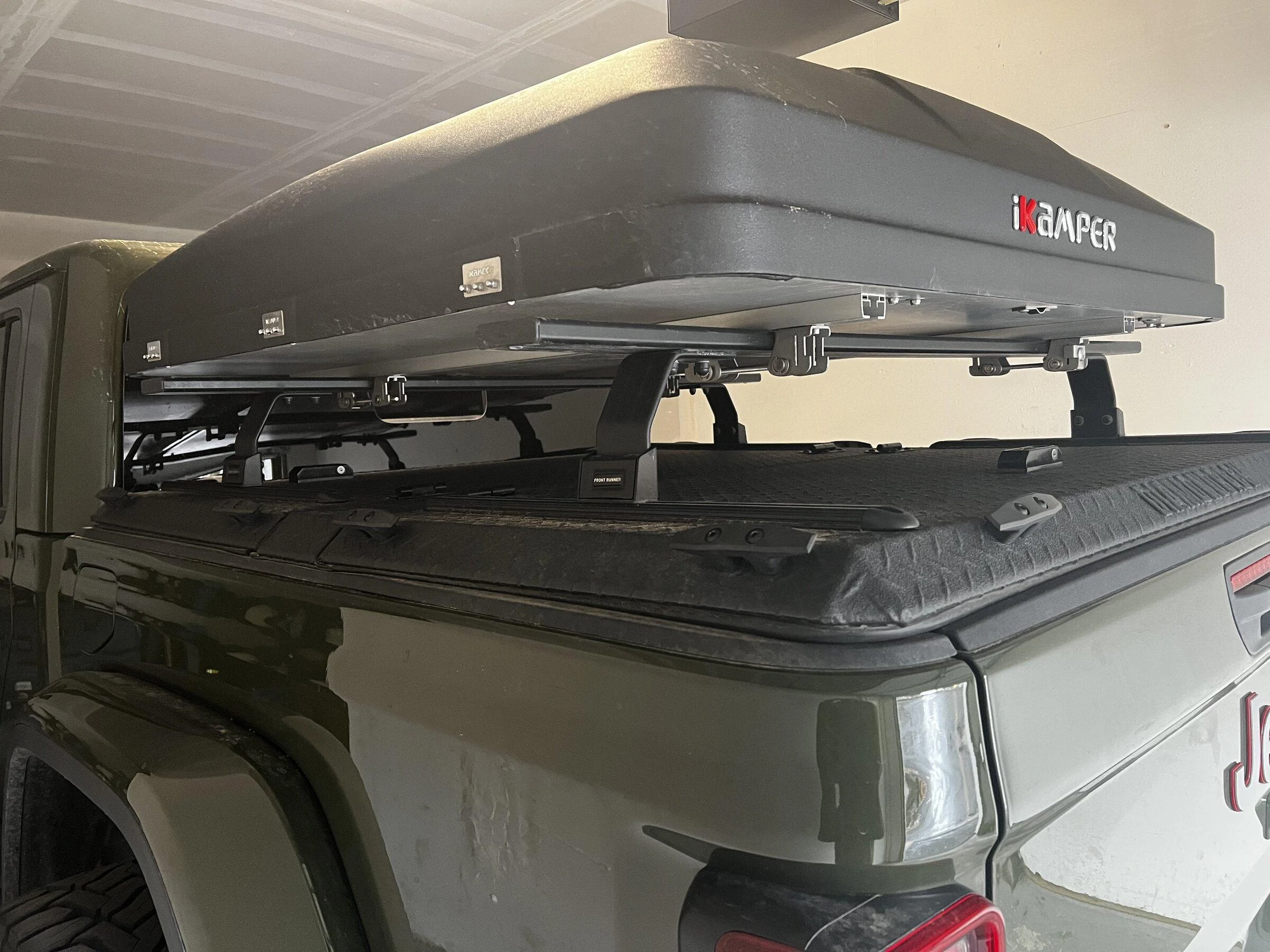 Jeep Gladiator Diamondback hd with front runner rails and led light 2FC3AFA9-7AE2-4415-A4AD-B81F8378A529