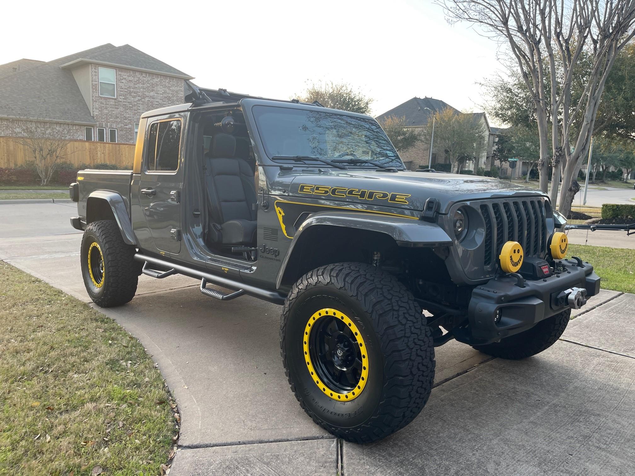 Jeep Gladiator New Katzkin interior and a few pics from Santa Fe vacay [Underground Graphics Gladiator] Katzkin 01