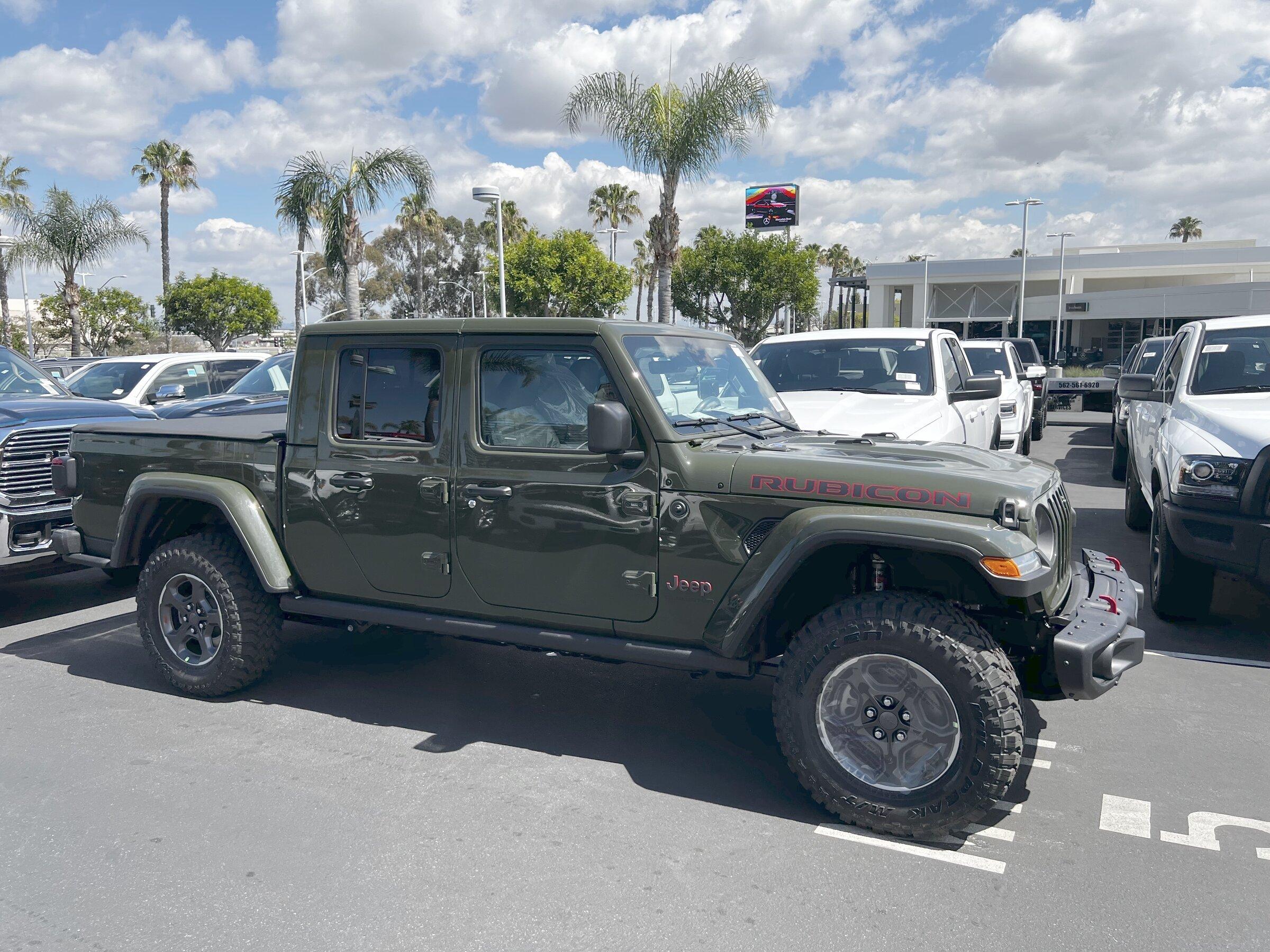 Jeep Gladiator Volcano Rated Hawaii Jeep IMG_1523