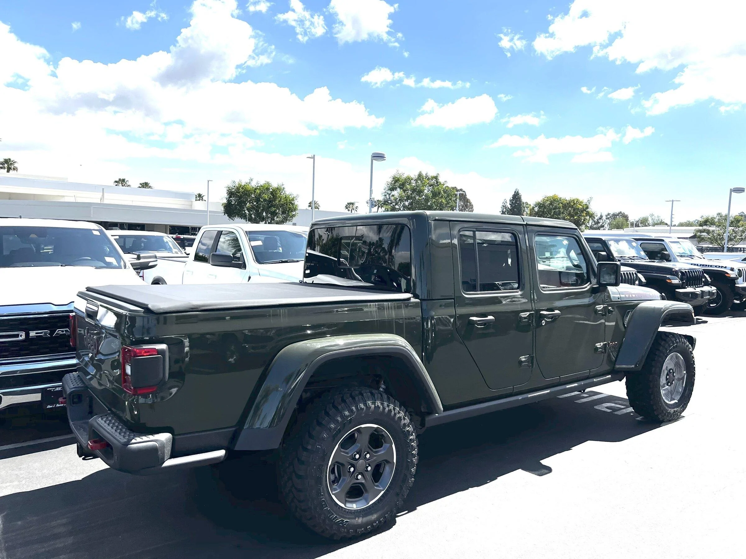 Jeep Gladiator Volcano Rated Hawaii Jeep IMG_1524