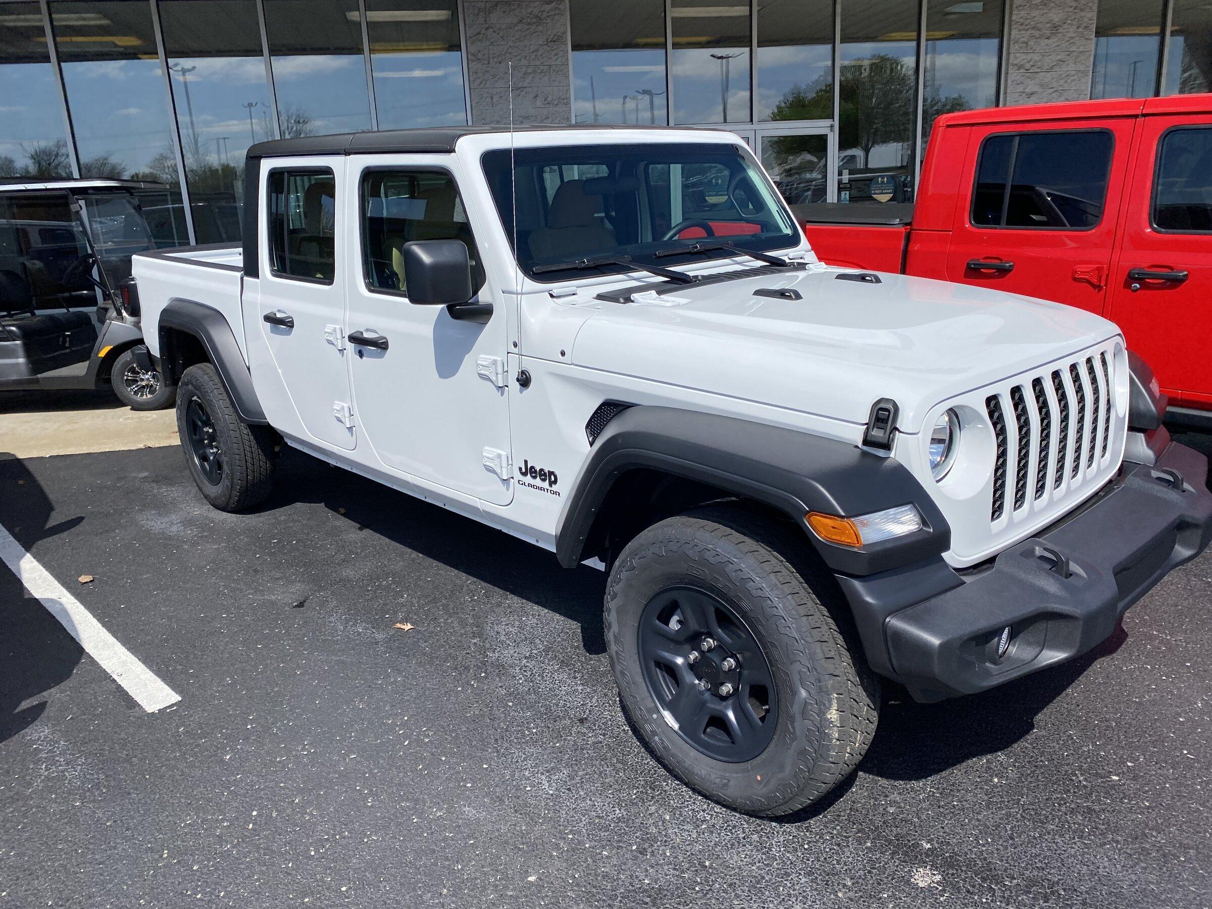 Jeep Gladiator Gupton Motors up to 8% below invoice 8D512FF7-4DEA-41C1-B111-33B129DCB1DE