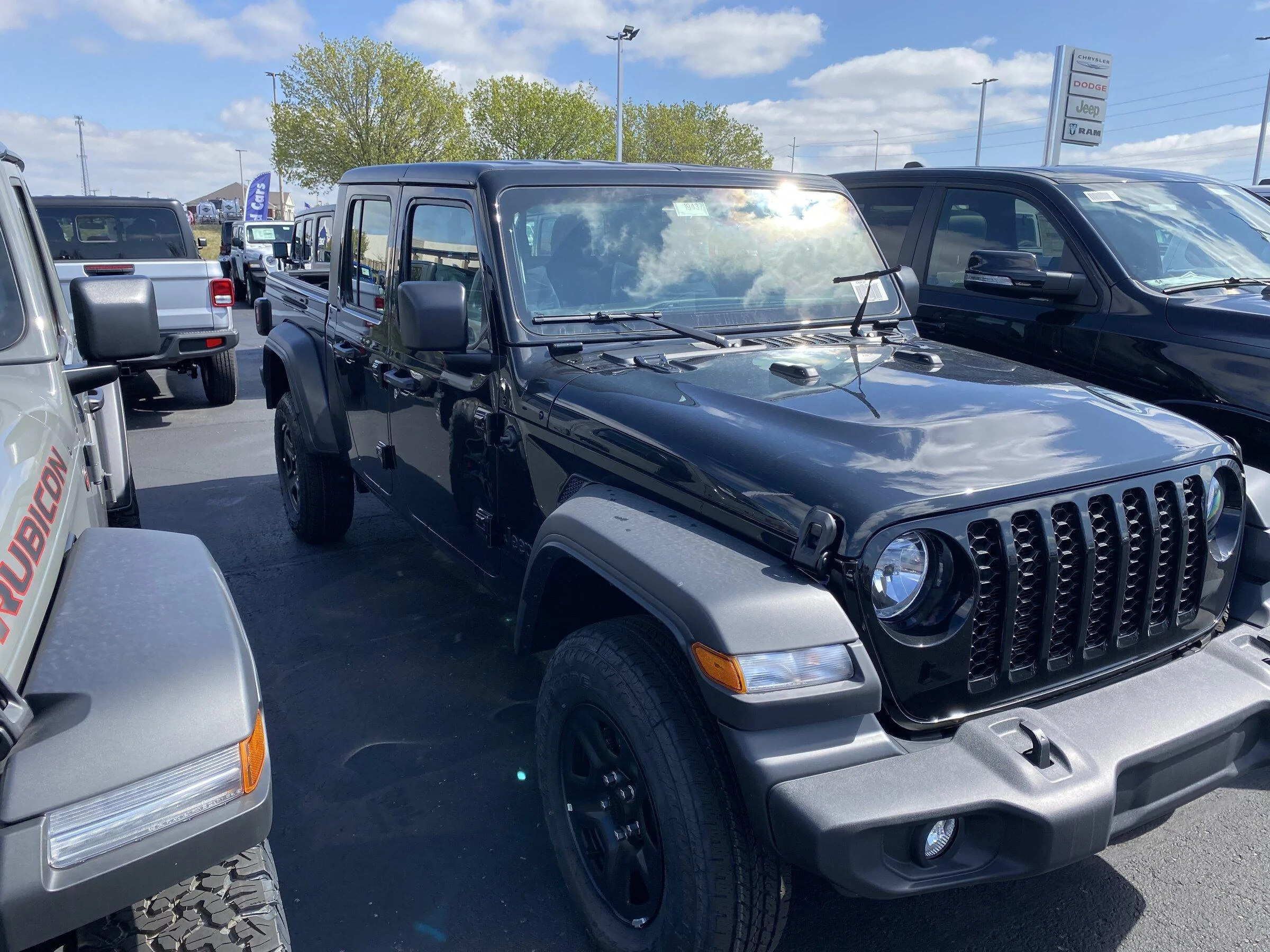 Jeep Gladiator Gupton Motors up to 8% below invoice 608698DE-4097-4C2A-B3CB-84162EDC9FCD