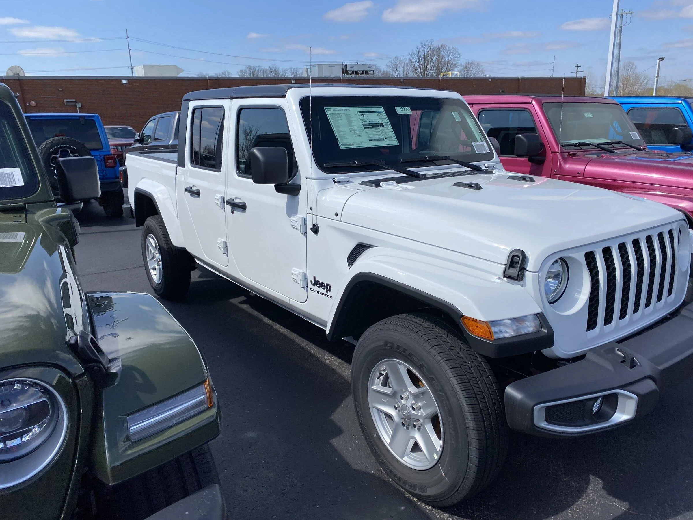 Jeep Gladiator Gupton Motors up to 8% below invoice F3764078-0CBB-4C22-9912-0EACDD3AEA61