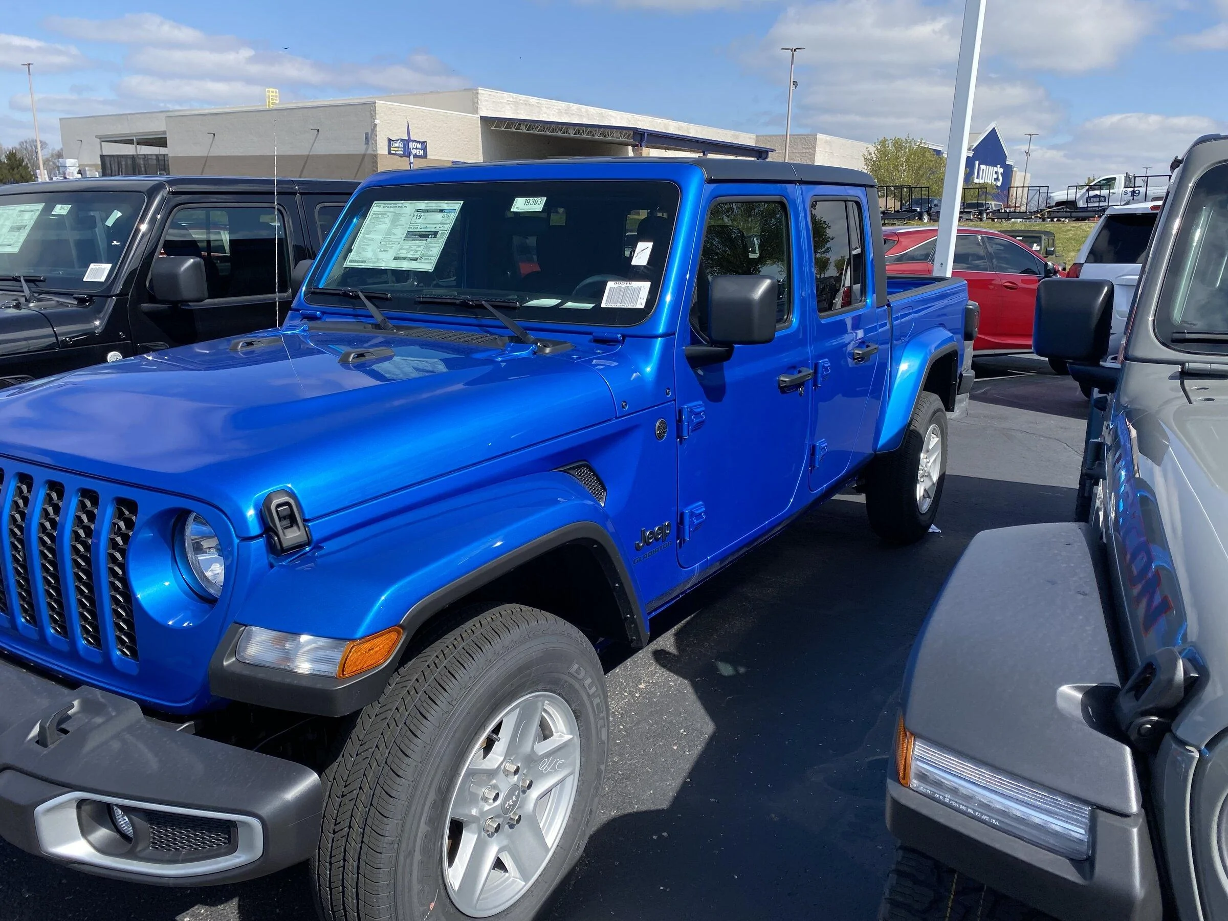 Jeep Gladiator Gupton Motors up to 8% below invoice A18CDA51-E97A-47FB-9FF0-8A5573914910