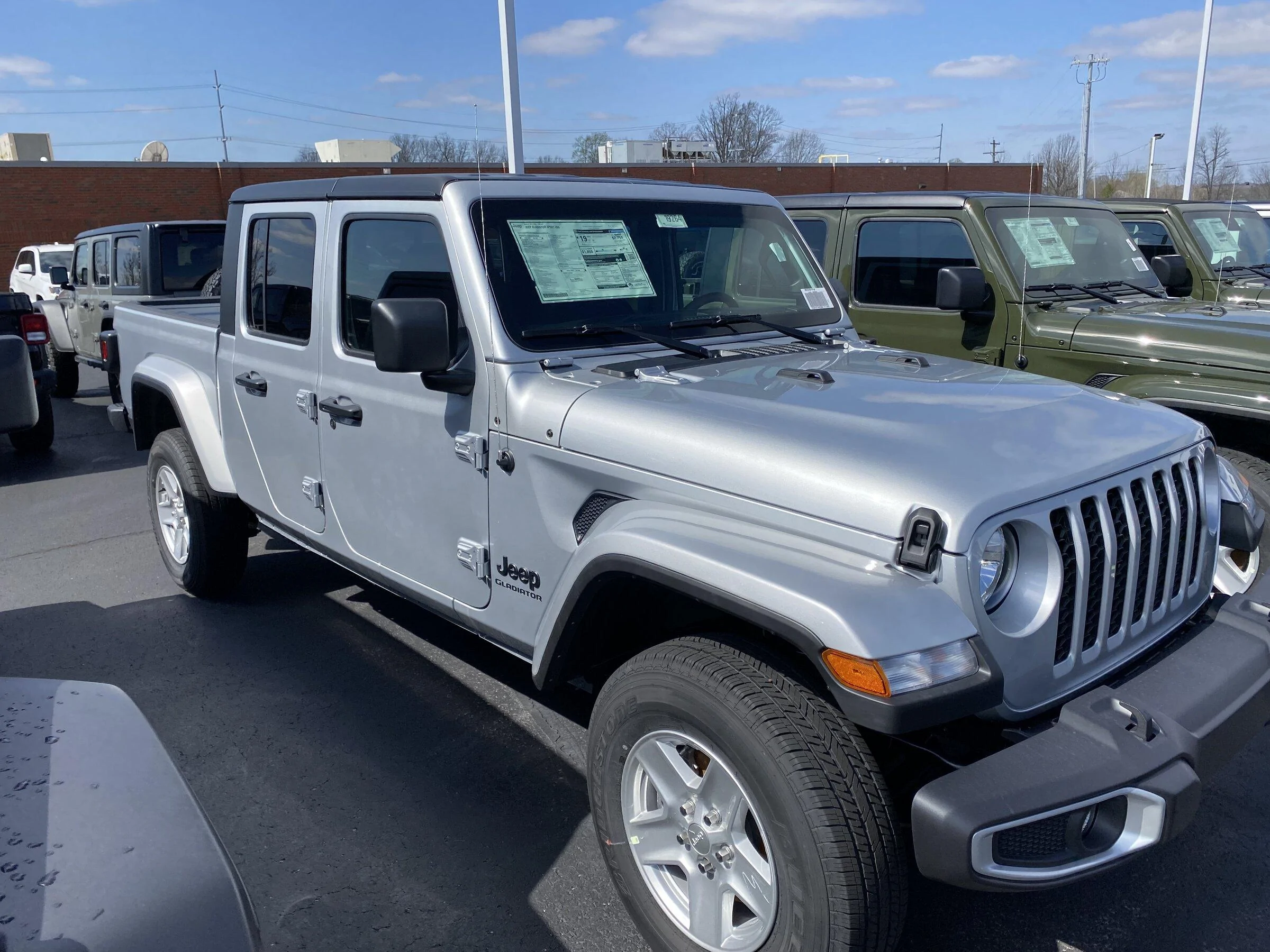 Jeep Gladiator Gupton Motors up to 8% below invoice A75C1F49-C107-4E59-B8EE-61B60A11823D