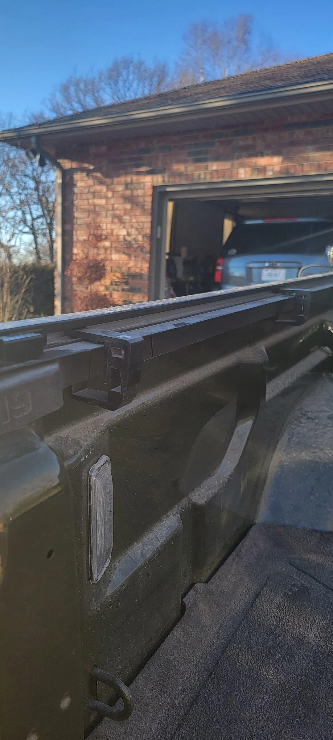 Jeep Gladiator Roll Up Tonneau Cover 20220301_170346
