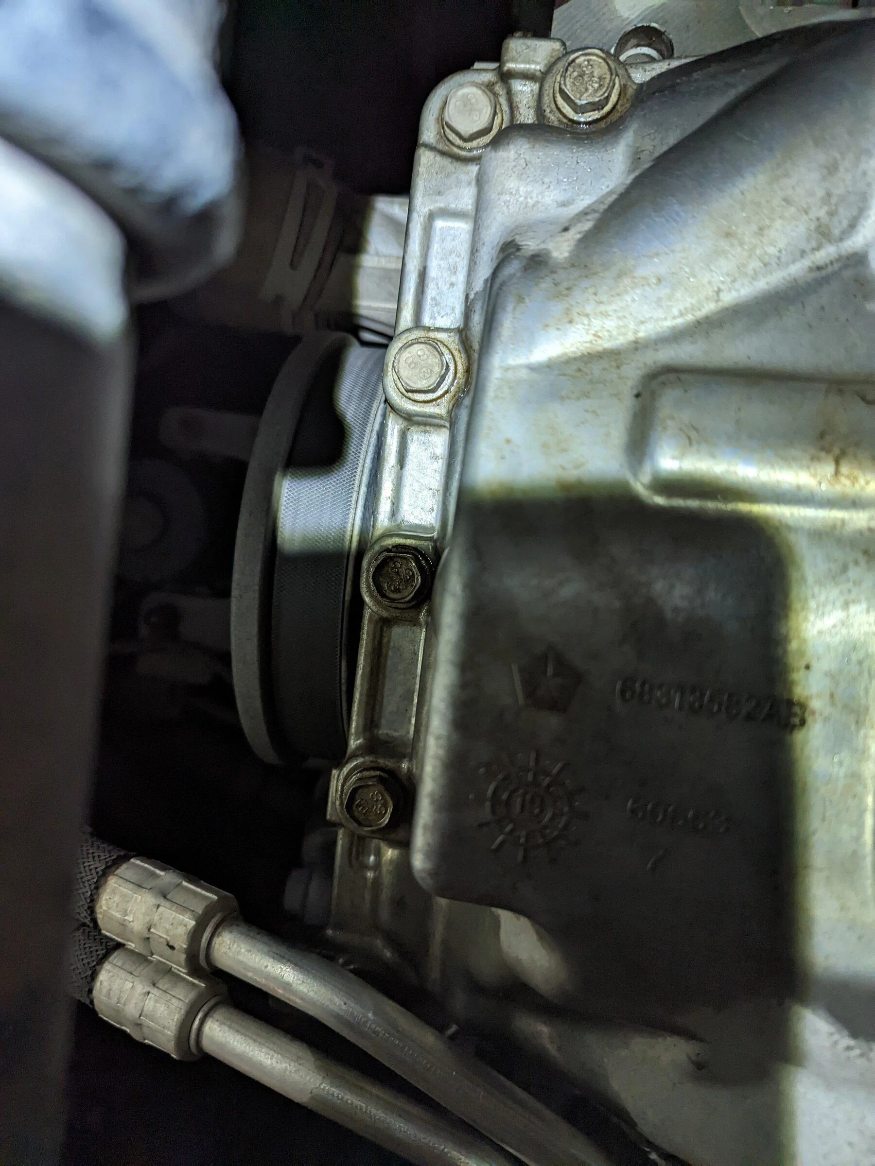 Jeep Gladiator Oil leak PXL_20220402_022239202