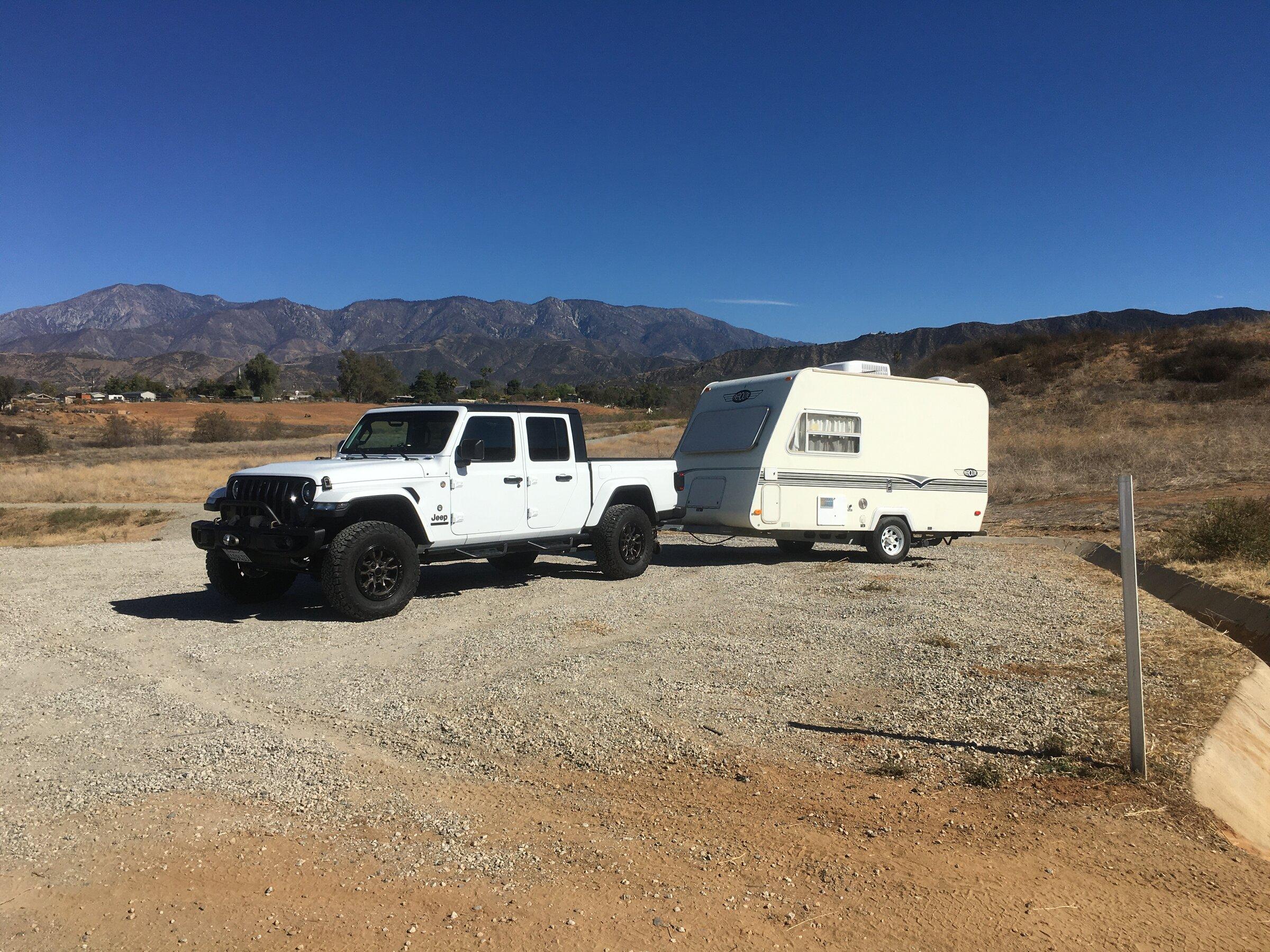 Jeep Gladiator 392 Wheels on JT Gladiator Forum trailer.JPG