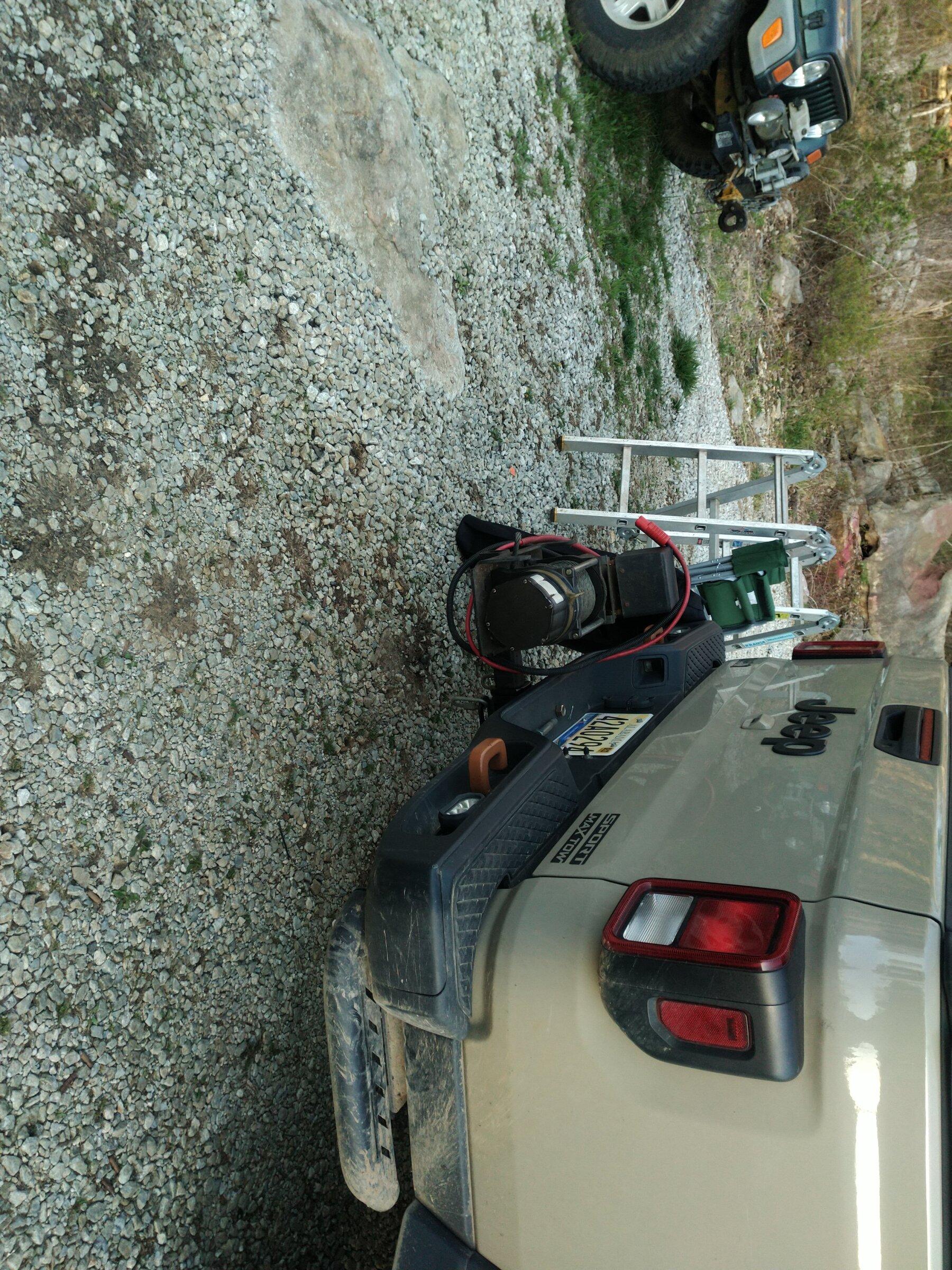 Jeep Gladiator Portable Winch For Rear IMG_20220402_183612