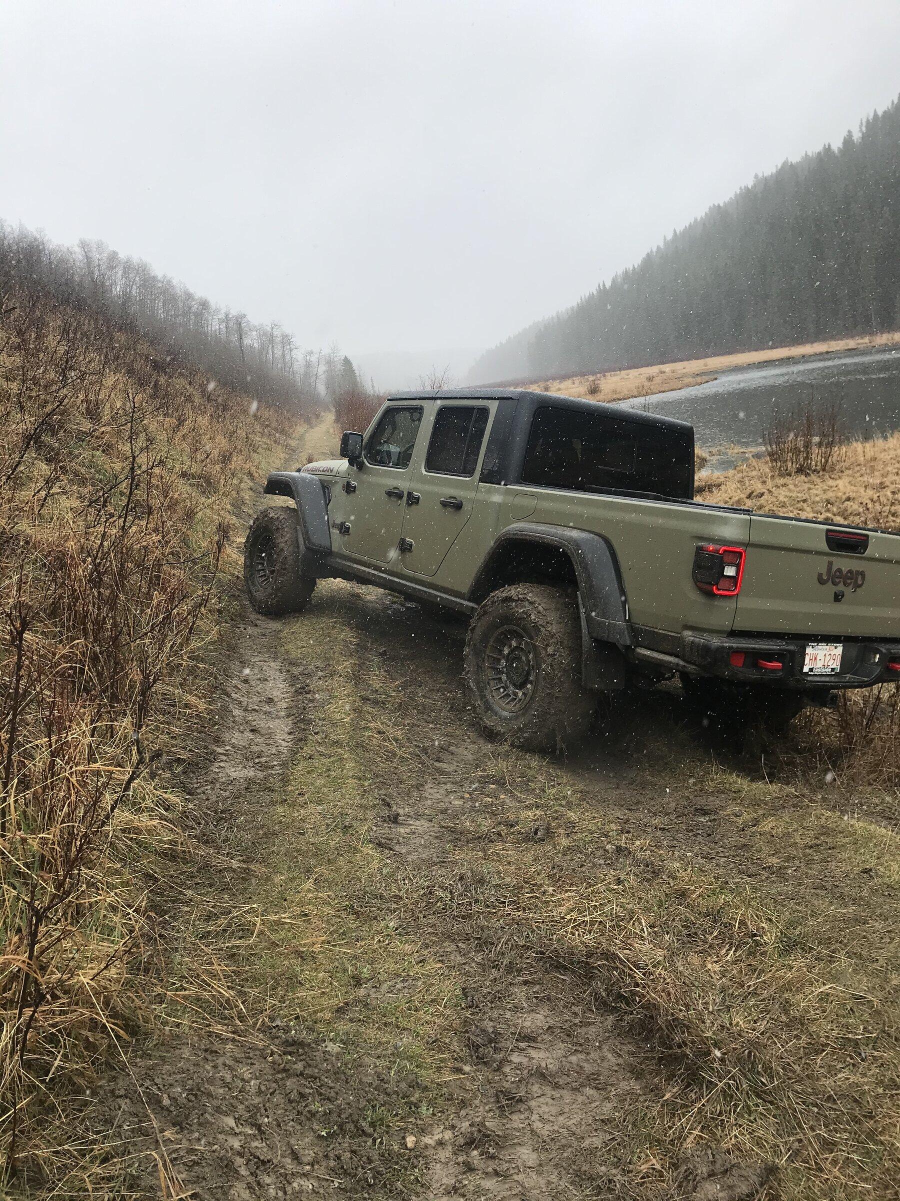 Jeep Gladiator Who has done a vinyl or xpel wrap? B336F18E-635E-4B1D-8599-EF758C22749B