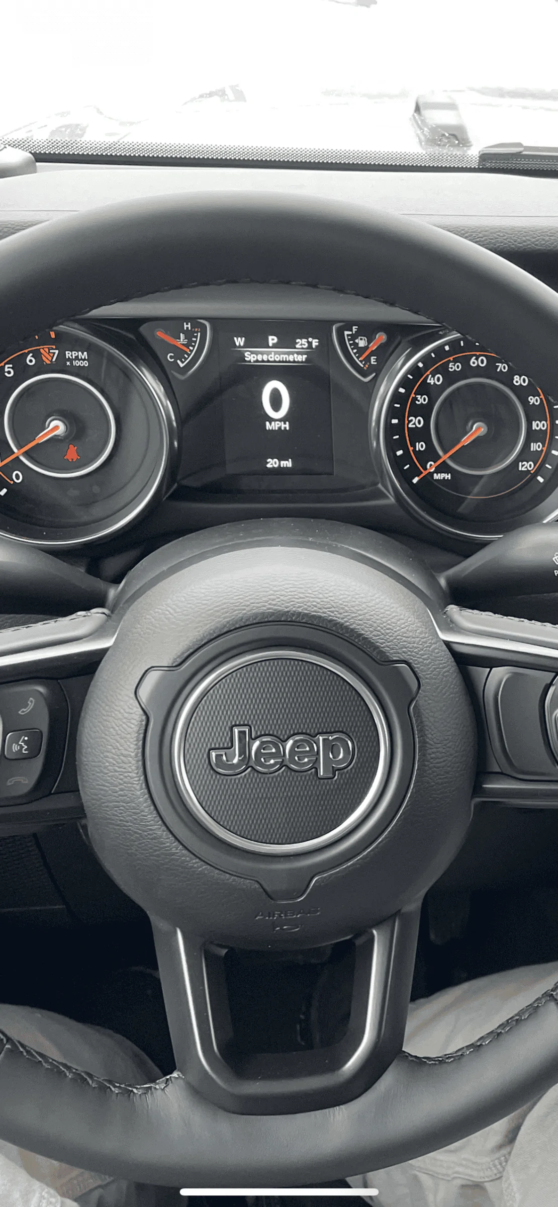 Jeep Gladiator Dash cluster A89E5B7A-7B06-4258-AB69-947AEEB4DD11