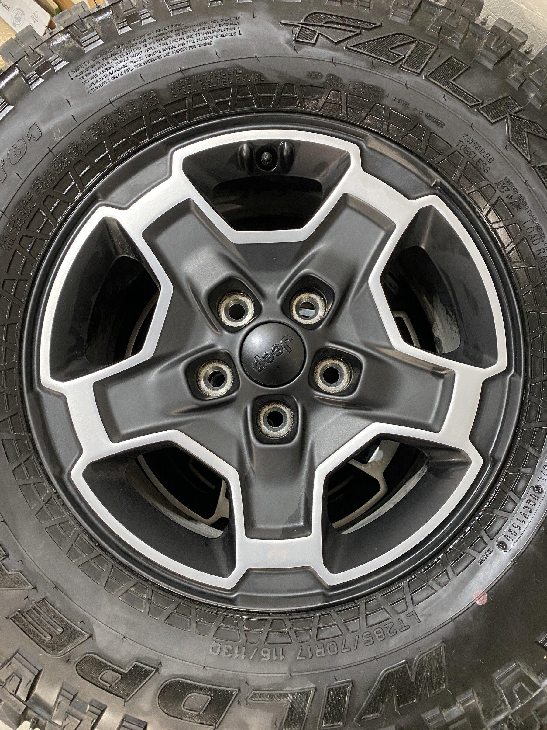 Jeep Gladiator 2021 Mojave Wheels and Tires Mojave Wheel.JPG