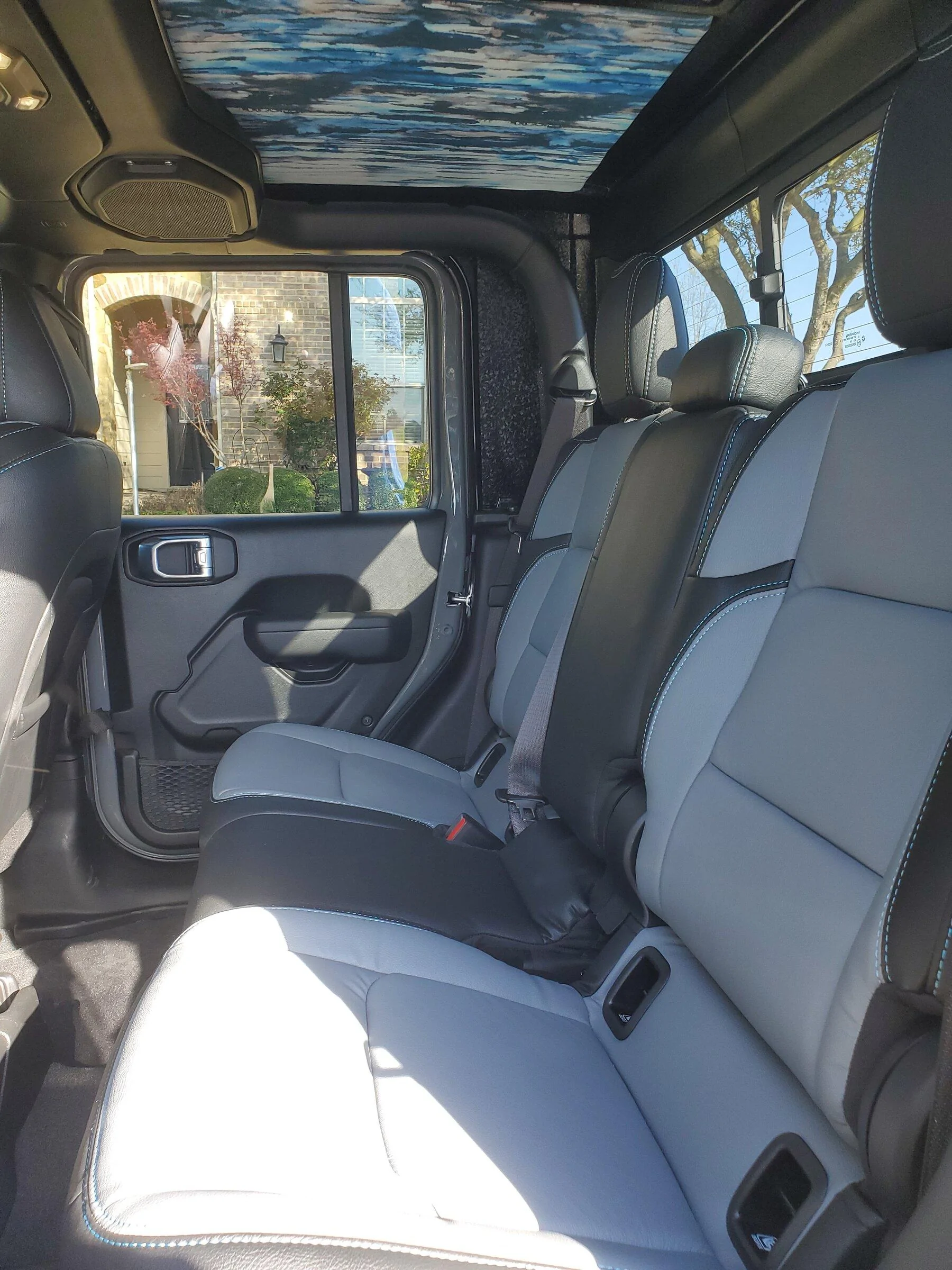 Jeep Gladiator Katzkin interior, painted top, and custom headliners 20220403_172506