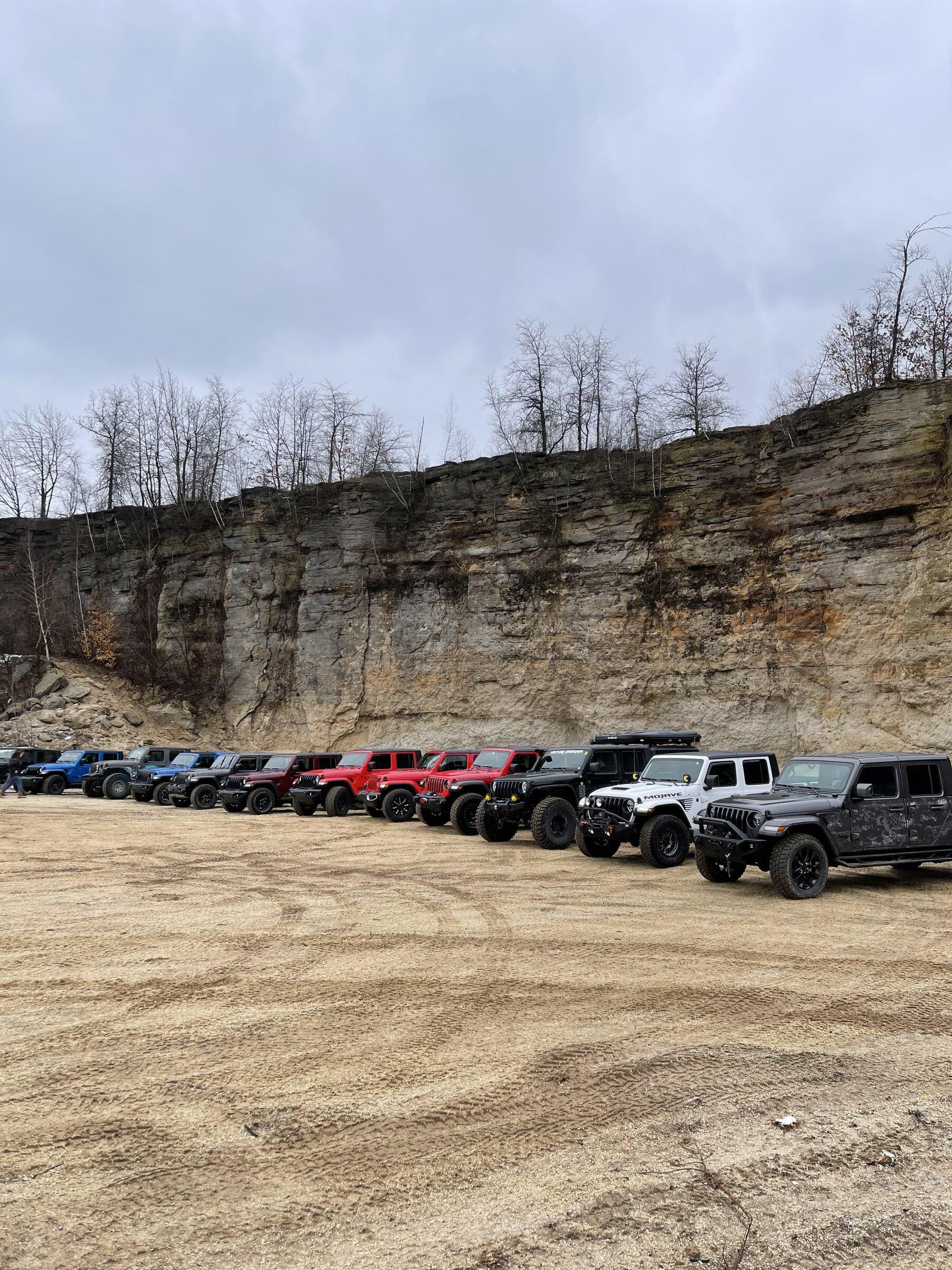 Jeep Gladiator Ohio Jeep Gladiator Owners Monthly Meet-Up @Southington Off-Road Park 011DEC9F-99E5-4621-B91A-918975A0FA91