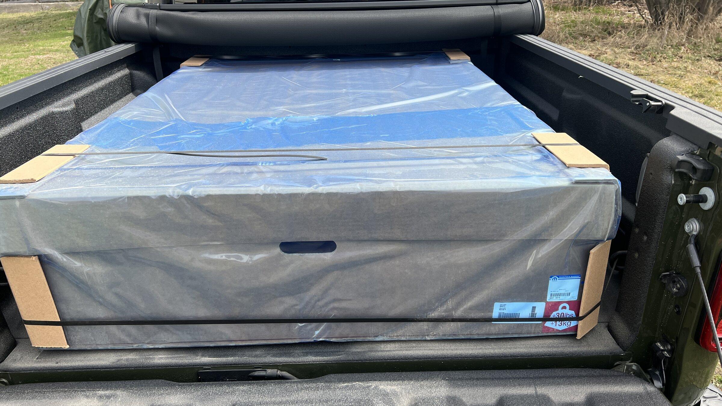 Jeep Gladiator MOPAR Sunrider soft top AEE9F065-AB99-4388-9B44-D374A2E61DB3