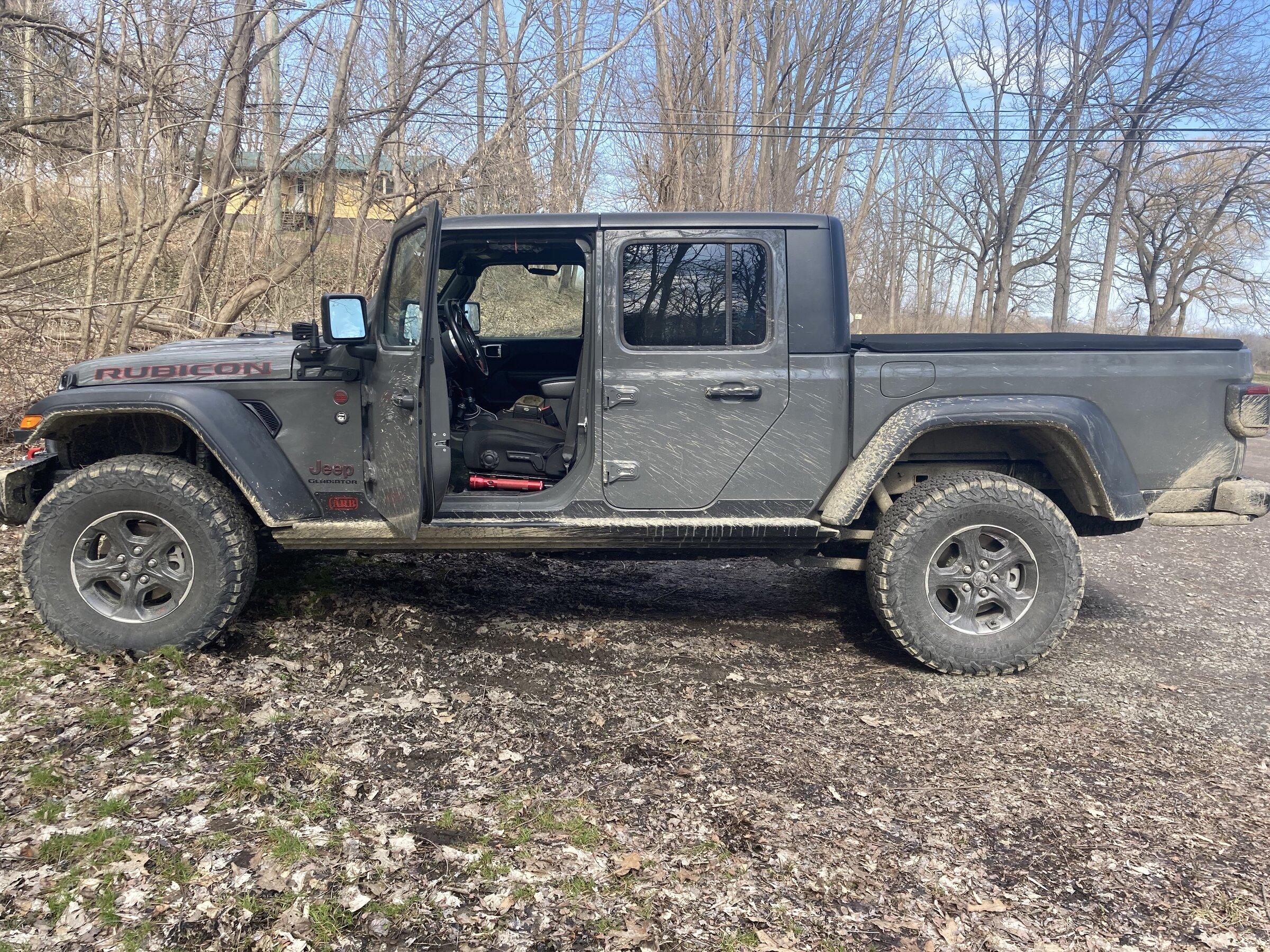 Jeep Gladiator Thoughts on ARB sliders? DA1F895F-1D3F-4955-94DB-B010CD7A2B84