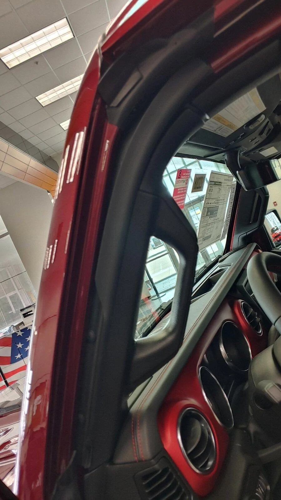 Jeep Gladiator Windshield door seals. 2021 has them. 20220405_101345_HDR