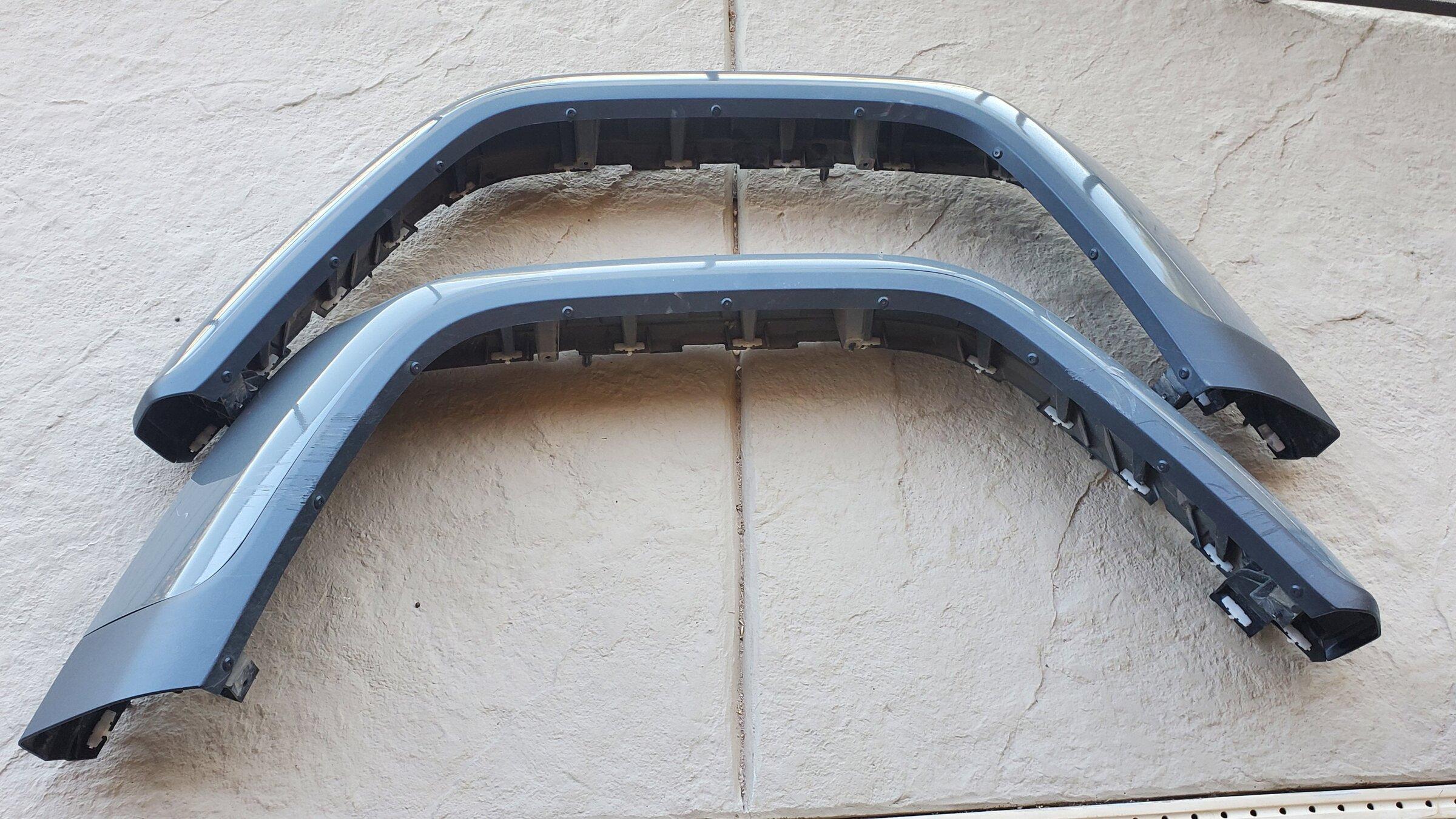 Jeep Gladiator JT Gladiator Rubicon Front/Rear Fenders $499 or BO 20201105_140102