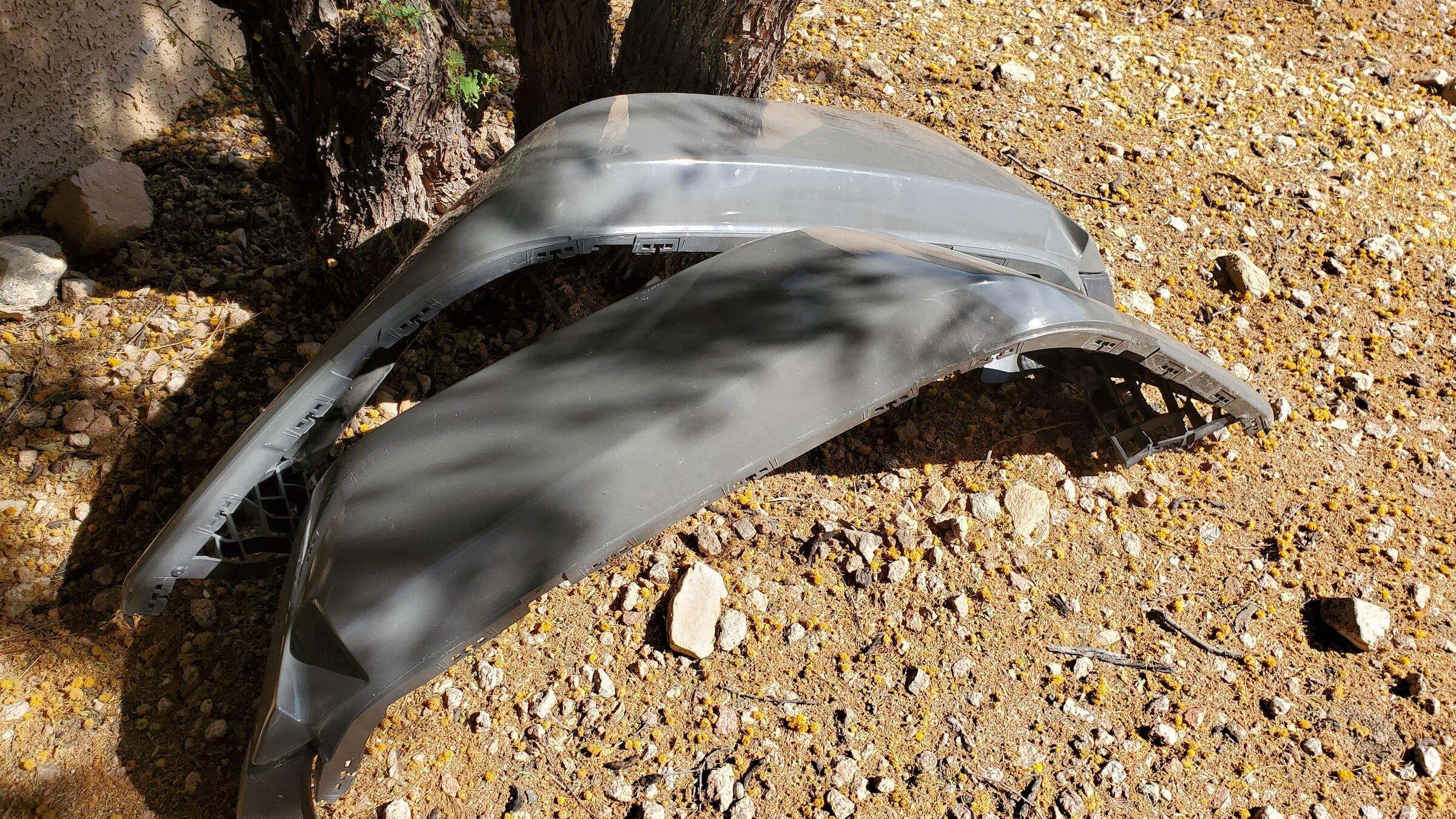 Jeep Gladiator JT Gladiator Rubicon Front/Rear Fenders $499 or BO 20220405_093754
