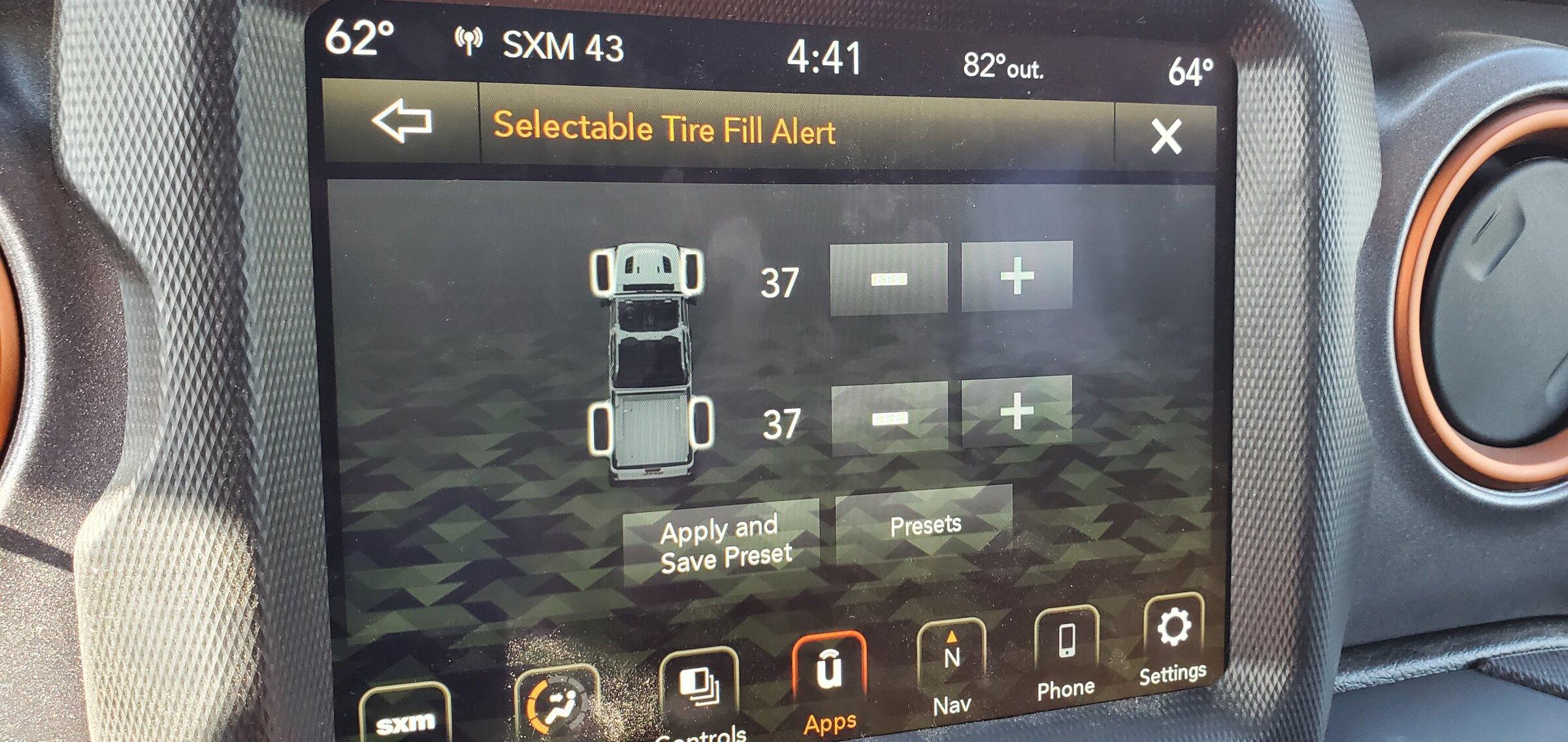Jeep Gladiator Tire Fill Alert added for a Sept 21' build date 20220405_164134