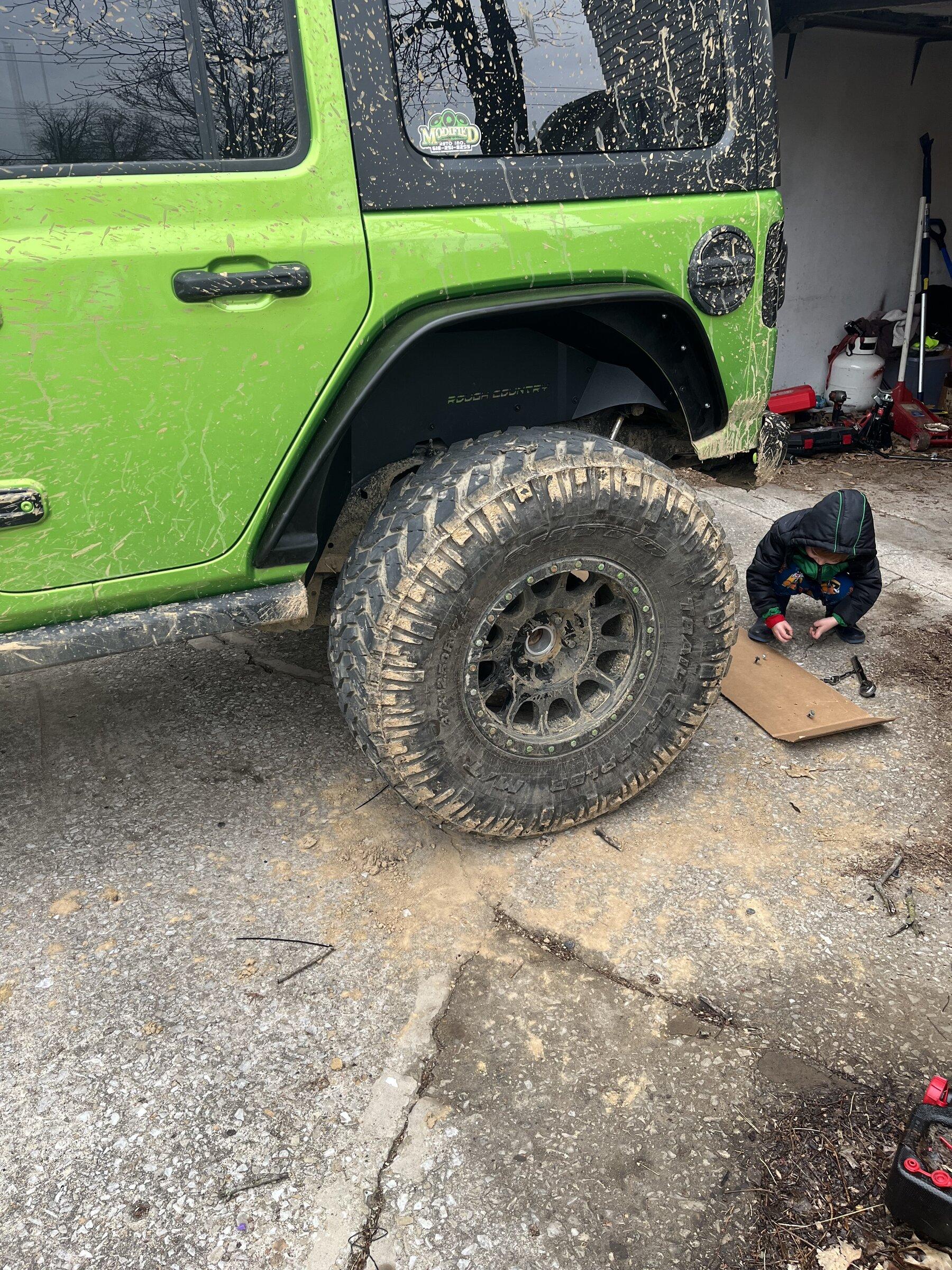 Jeep Gladiator Show Your Fender Flares 79ED4F5B-4B01-400D-A26F-C807B91CA369