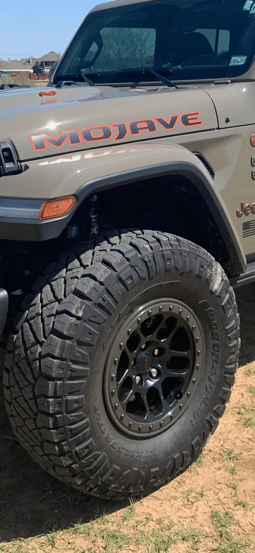 Jeep Gladiator 5x Mopar beadlock capable wheels $1200 Dallas area 35ED4B6E-13B4-4CBC-B362-3FE3BBC80084