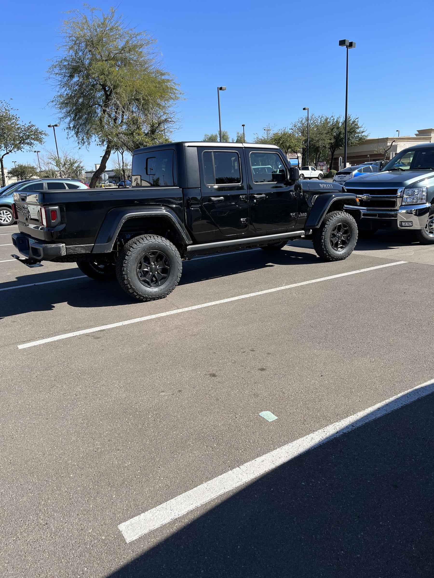 Jeep Gladiator Ass end higher than front end after lift?! F69DF363-B574-4517-AFBC-11352C97E670