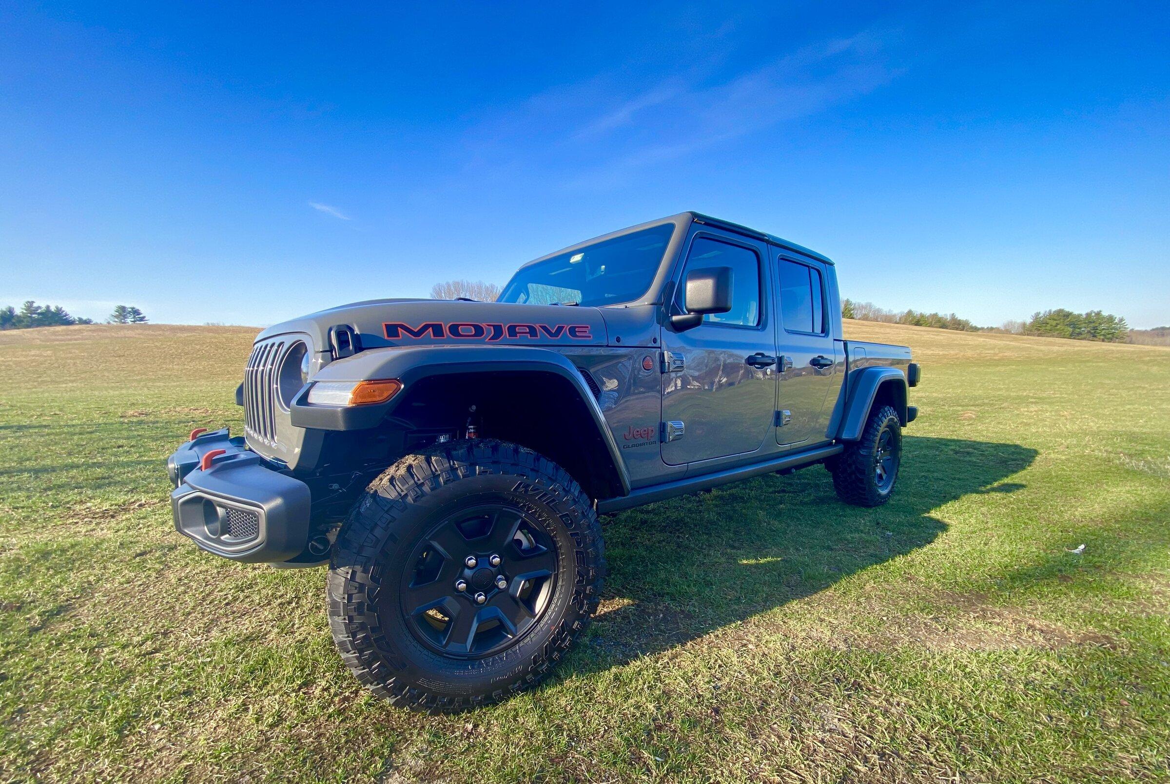 Jeep Gladiator MOJAVE Edition Gladiator JT Club 7F6CAF6A-A525-418A-8AF0-3242824F31BF