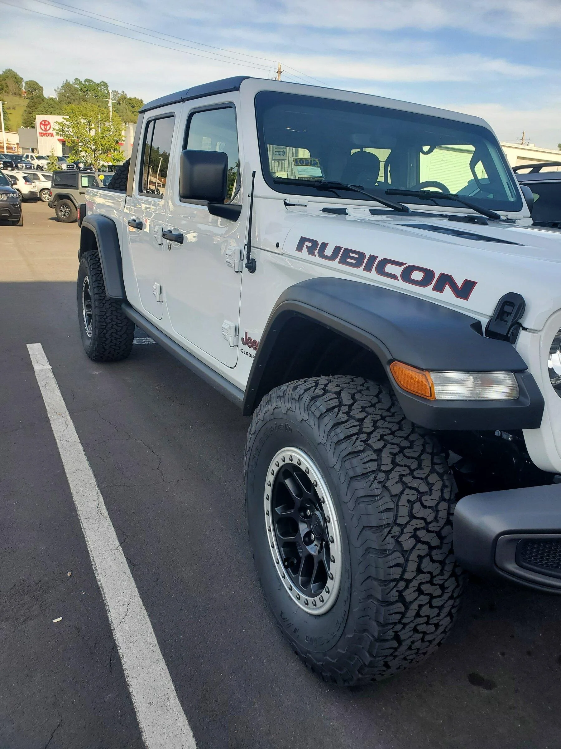 Jeep Gladiator Just Ordered? Check in HERE! 20220331_165659