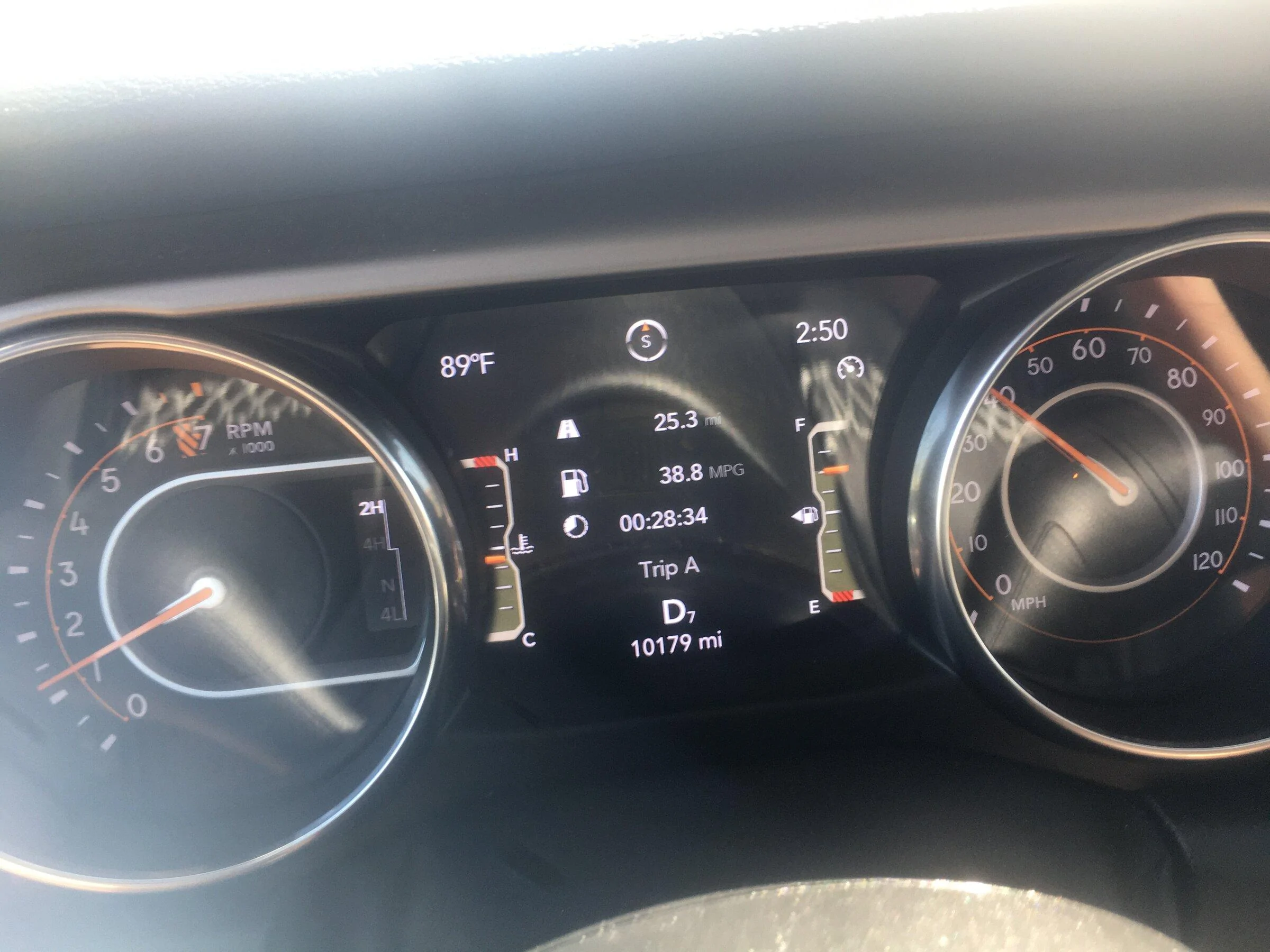 Jeep Gladiator Let's Share Data: Best 33-36" Diameter A/T or R/T for MPG IMG_6160