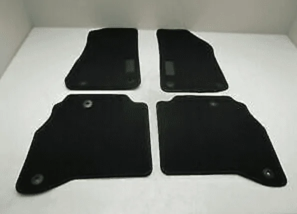 Jeep Gladiator $35 - 2022 Fabric / Carpet Mats Set - New Pull Screen Shot 2022-03-28 at 4.34.24 PM
