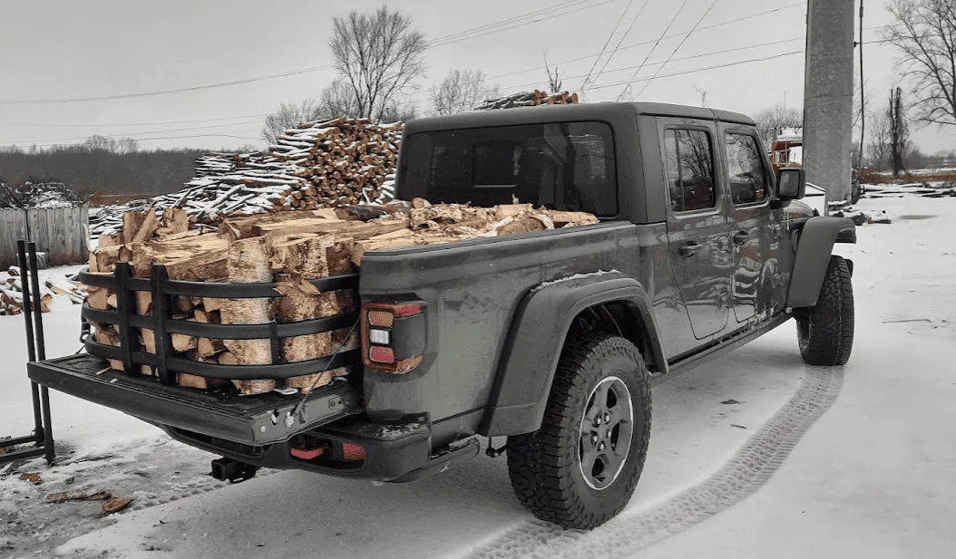 Jeep Gladiator Loaded 25 Bags on Mulch on My 2021 JT HA with Black Sumo Springs 1649327504285