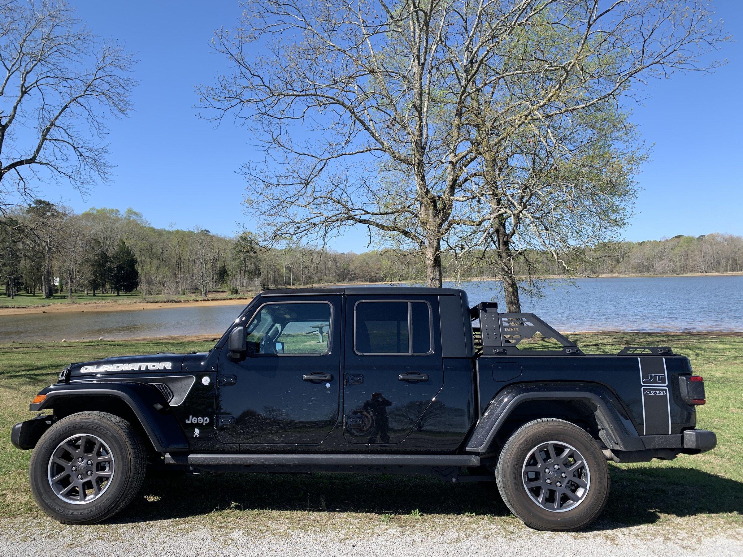 Jeep Gladiator Stickers and decal pics! 807C404F-69A3-4807-91F2-645299CA8D3C