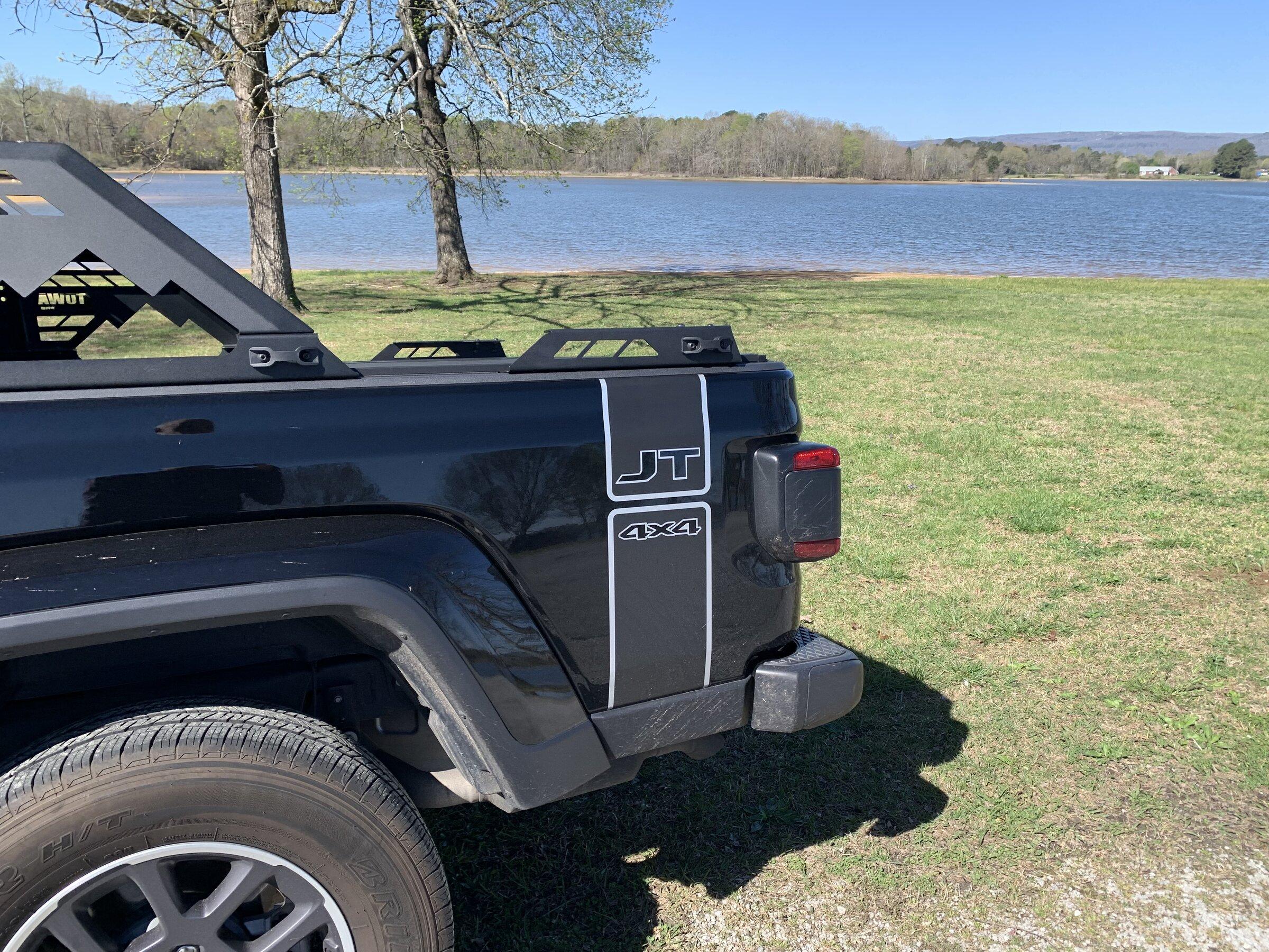 Jeep Gladiator Stickers and decal pics! 858C0F48-4367-416D-B2D3-0A2B05851243
