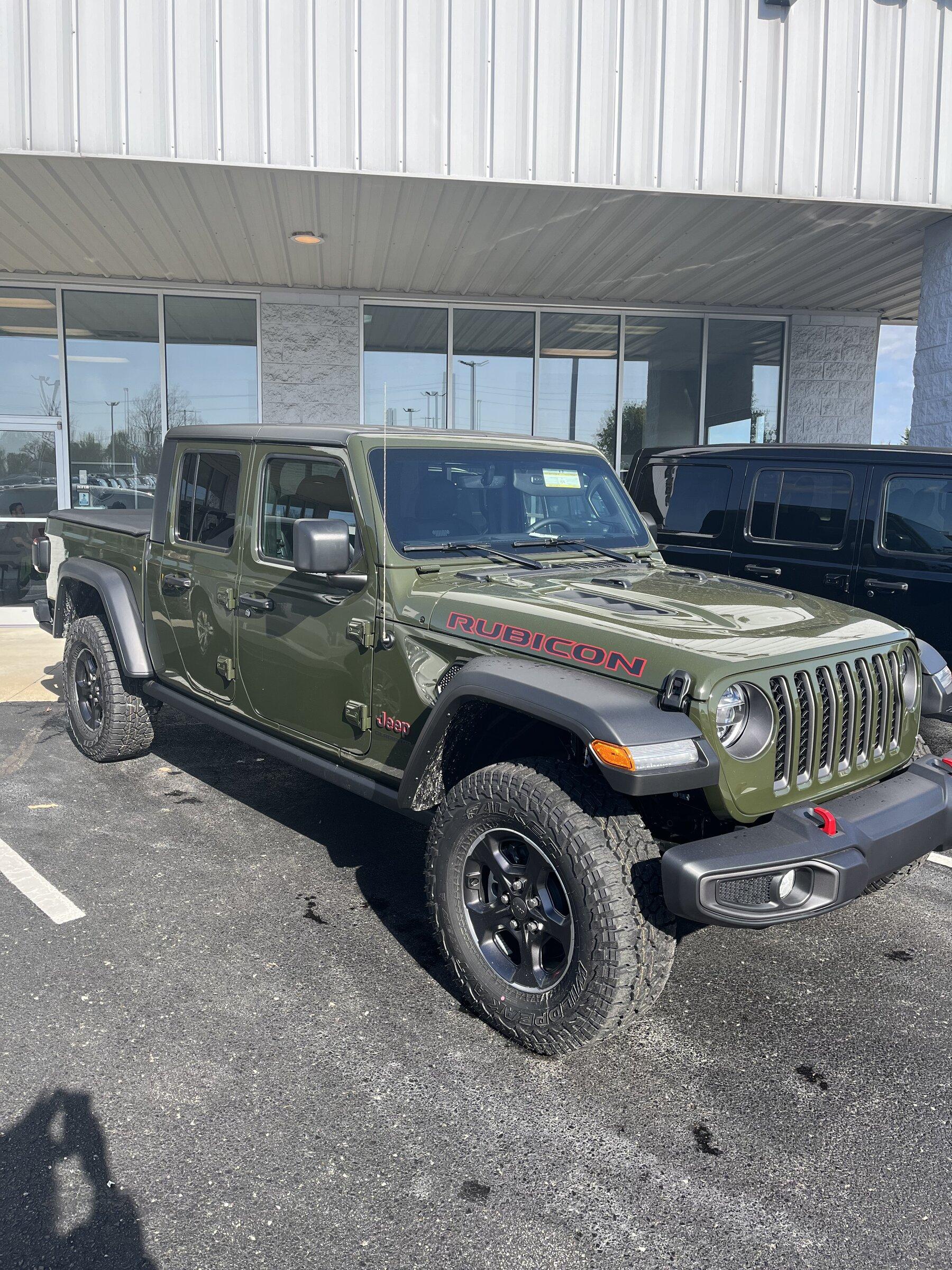 Jeep Gladiator Just Ordered? Check in HERE! 9B4830AE-DAE9-4AE1-B1B6-29FD76C5ED34