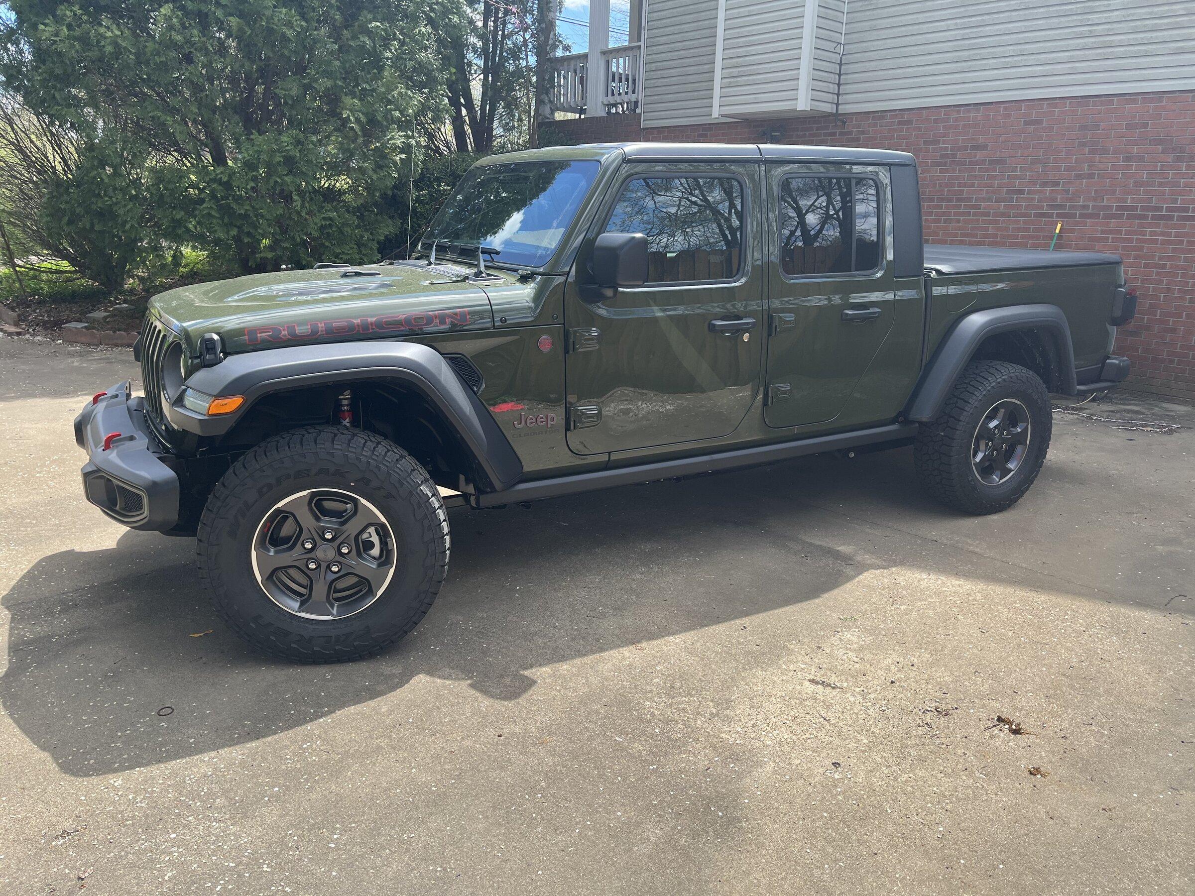 Jeep Gladiator Gladiator Window Sticker and Build Sheet Order Tracking 2AE8A2EB-9D88-454D-B71A-671CBFE61A8E