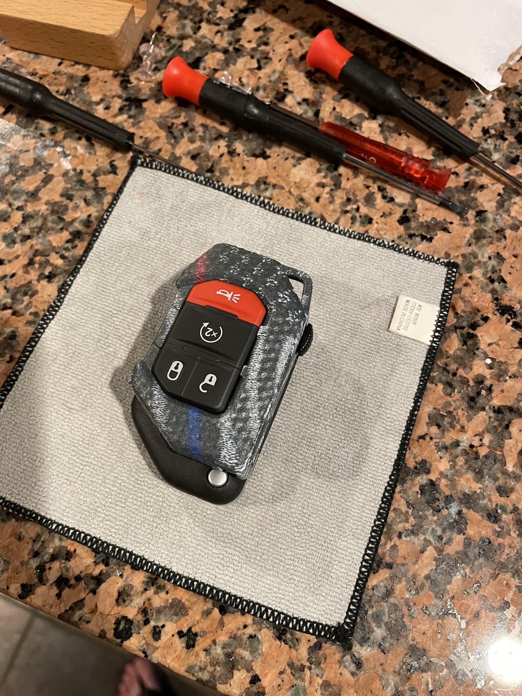 Jeep Gladiator ? ? Threedom Fob Scrapbook - Show us your "Threedom" Fob! trr