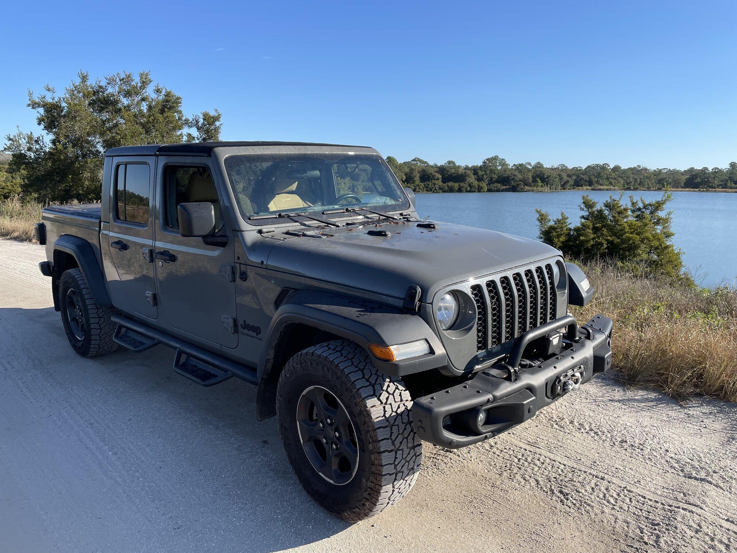 Jeep Gladiator How many "experienced" Jeepers do we have? 8563CD20-AF4D-4C4C-BD44-D961A774B3BD