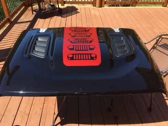 Jeep Gladiator Black Rubicon Hood and Grille hood3