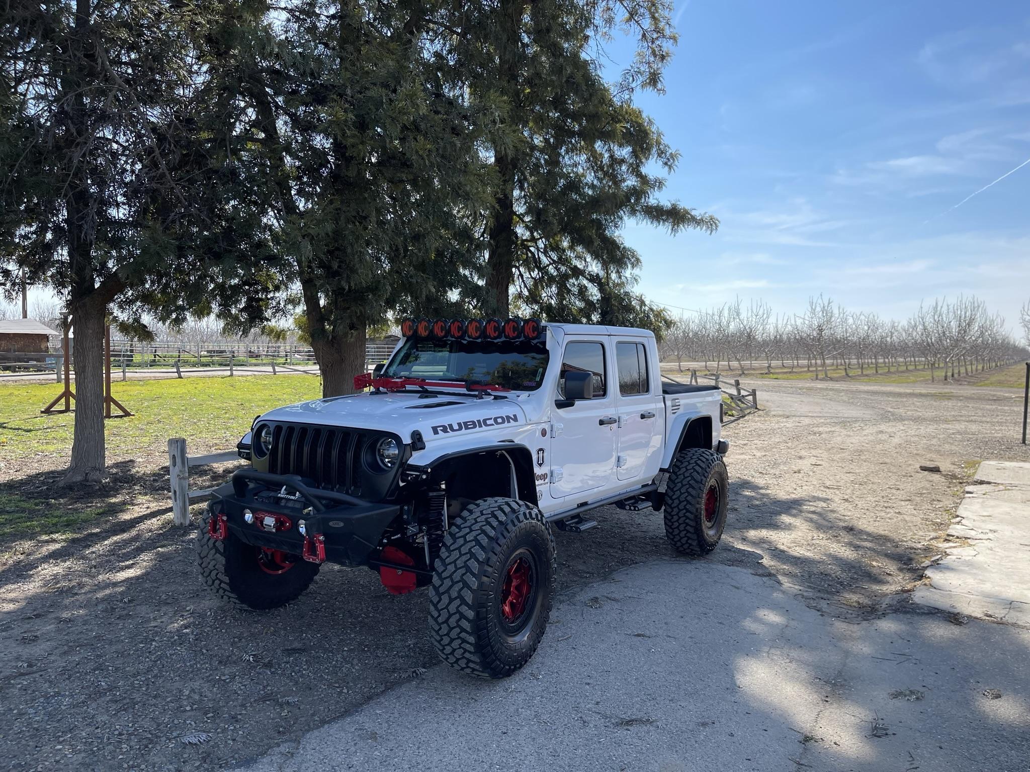 Jeep Gladiator Fender Flares - Narrowed to 3 Choices IMG_5704.JPEG