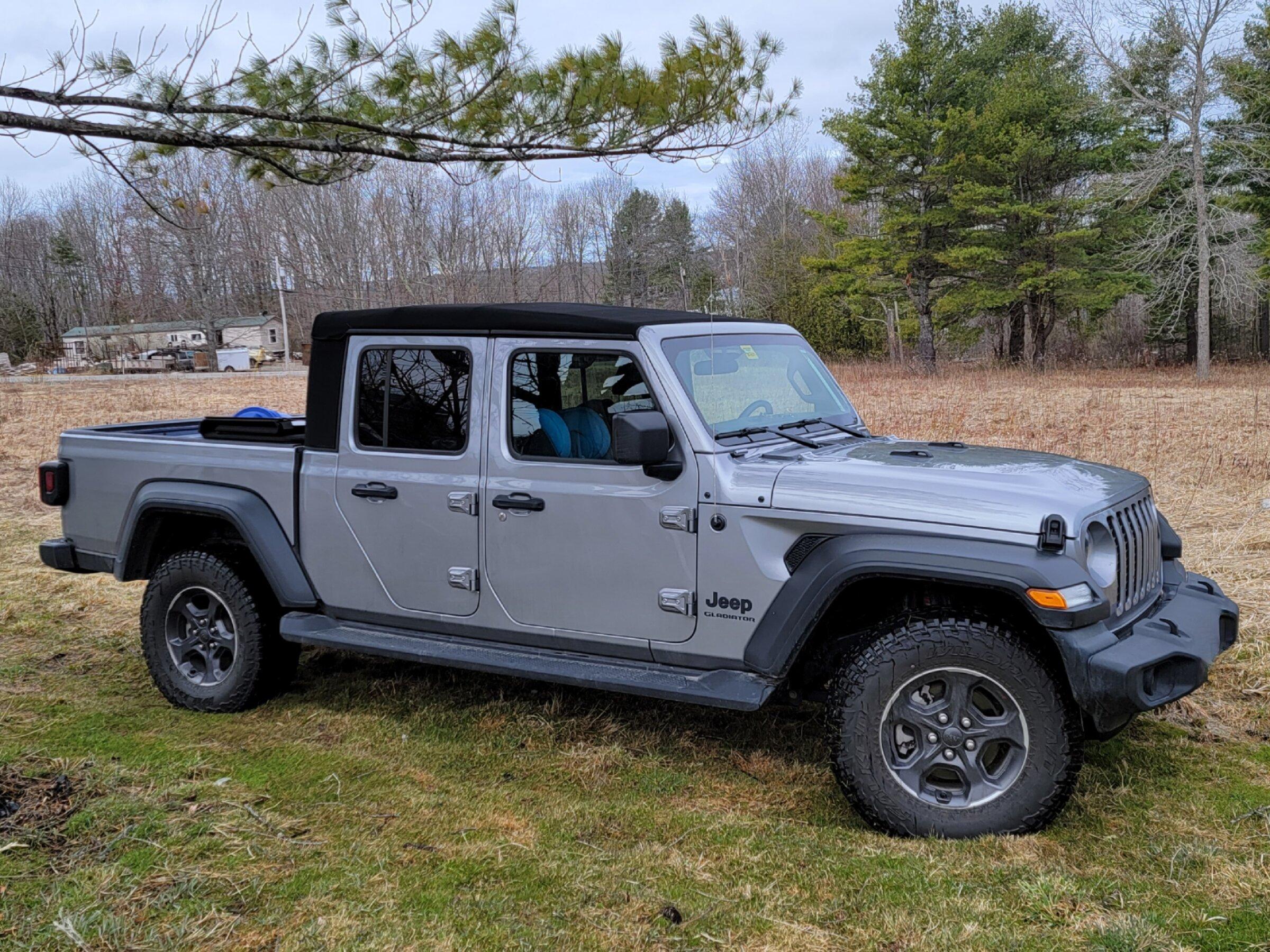 Jeep Gladiator Sport S with Rubicon suspension $45,678.90 20210406_093914