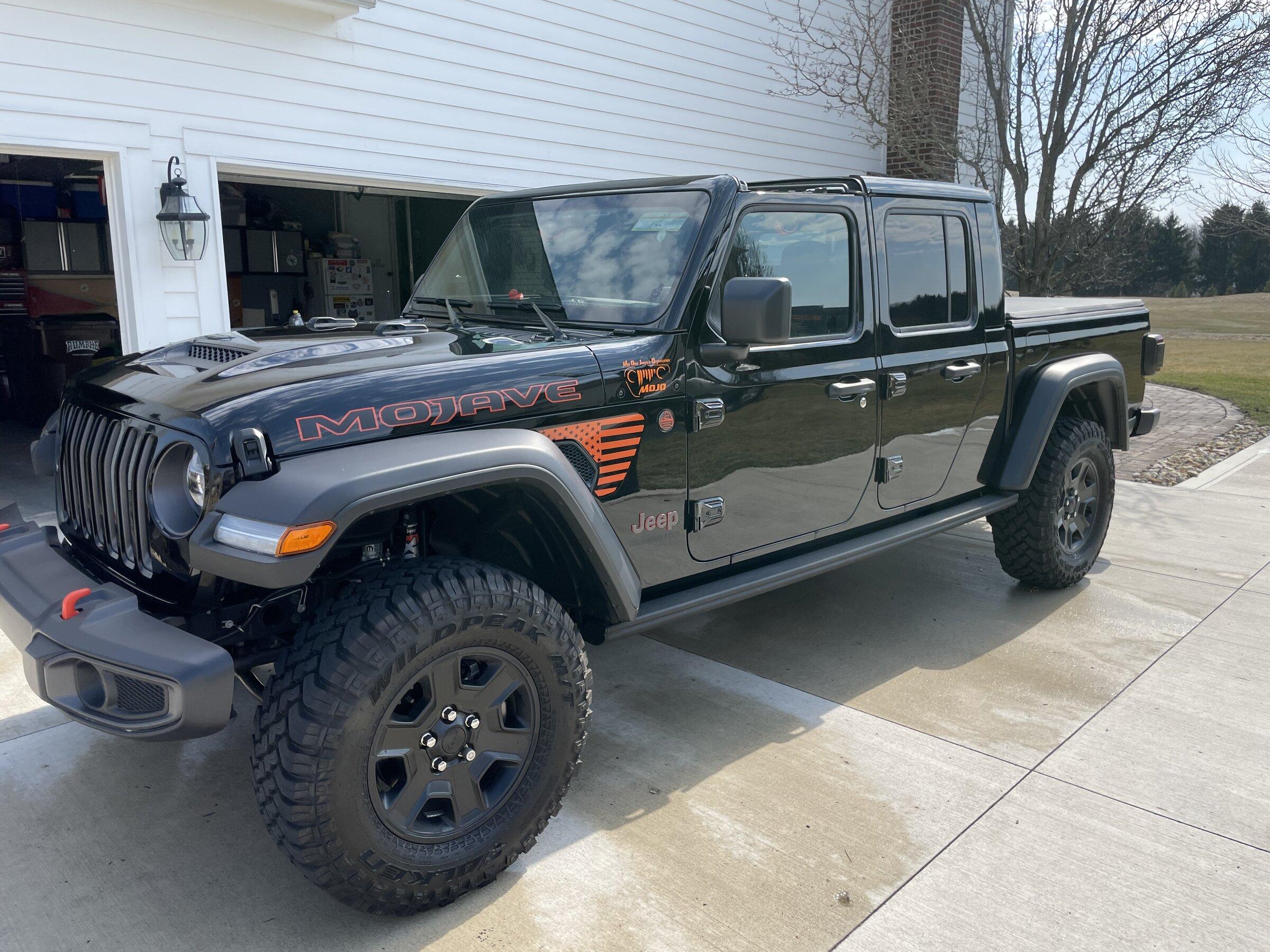 Jeep Gladiator Mojave orange mods 7B424E7E-6407-4C81-A6B5-EFD68B8FC1BD