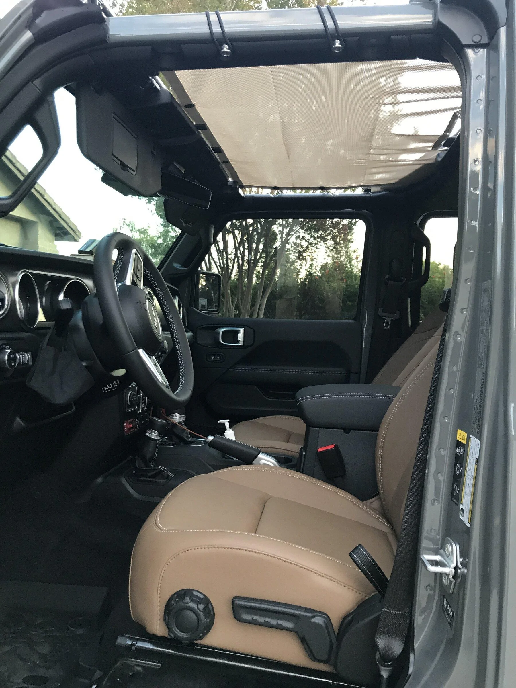Jeep Gladiator Spiderwebshade JTKINI questions 908256F4-74B3-4FDE-846C-5D1AFFC4F03F