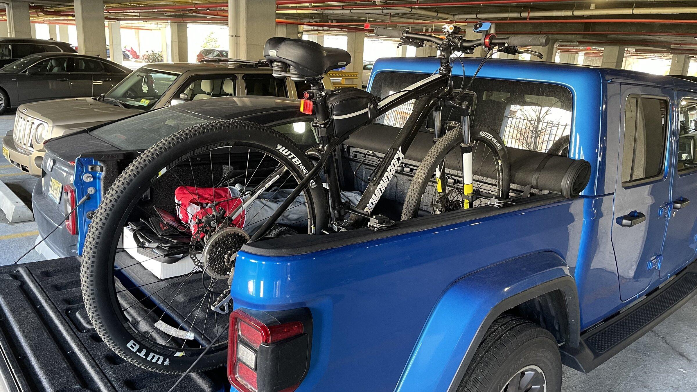 Jeep Gladiator Mountain Bikes - How are you guys carrying them?? 2022-04-08 16.52.47