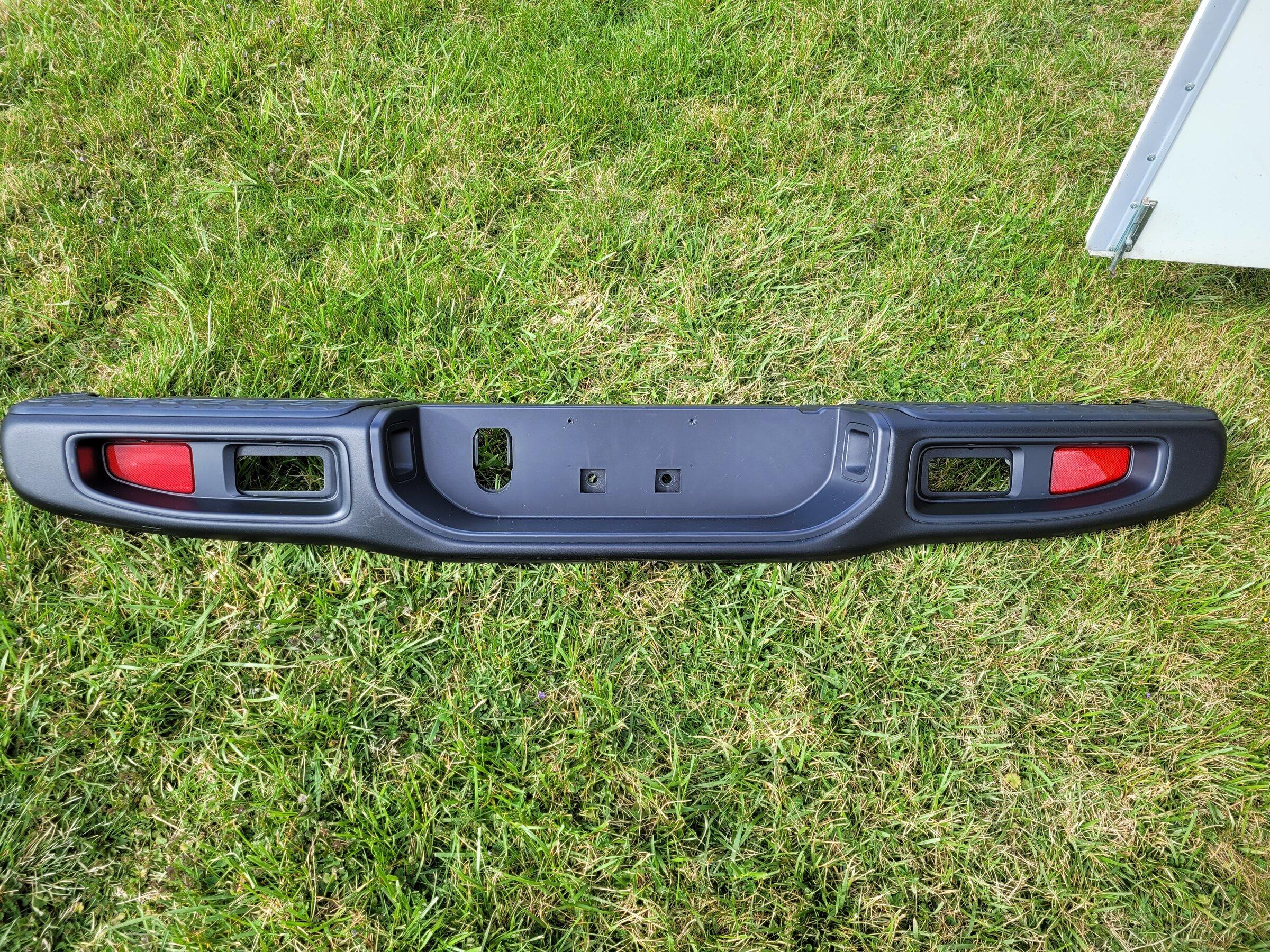 Jeep Gladiator Rubicon steel rear bumper 20220407_163658