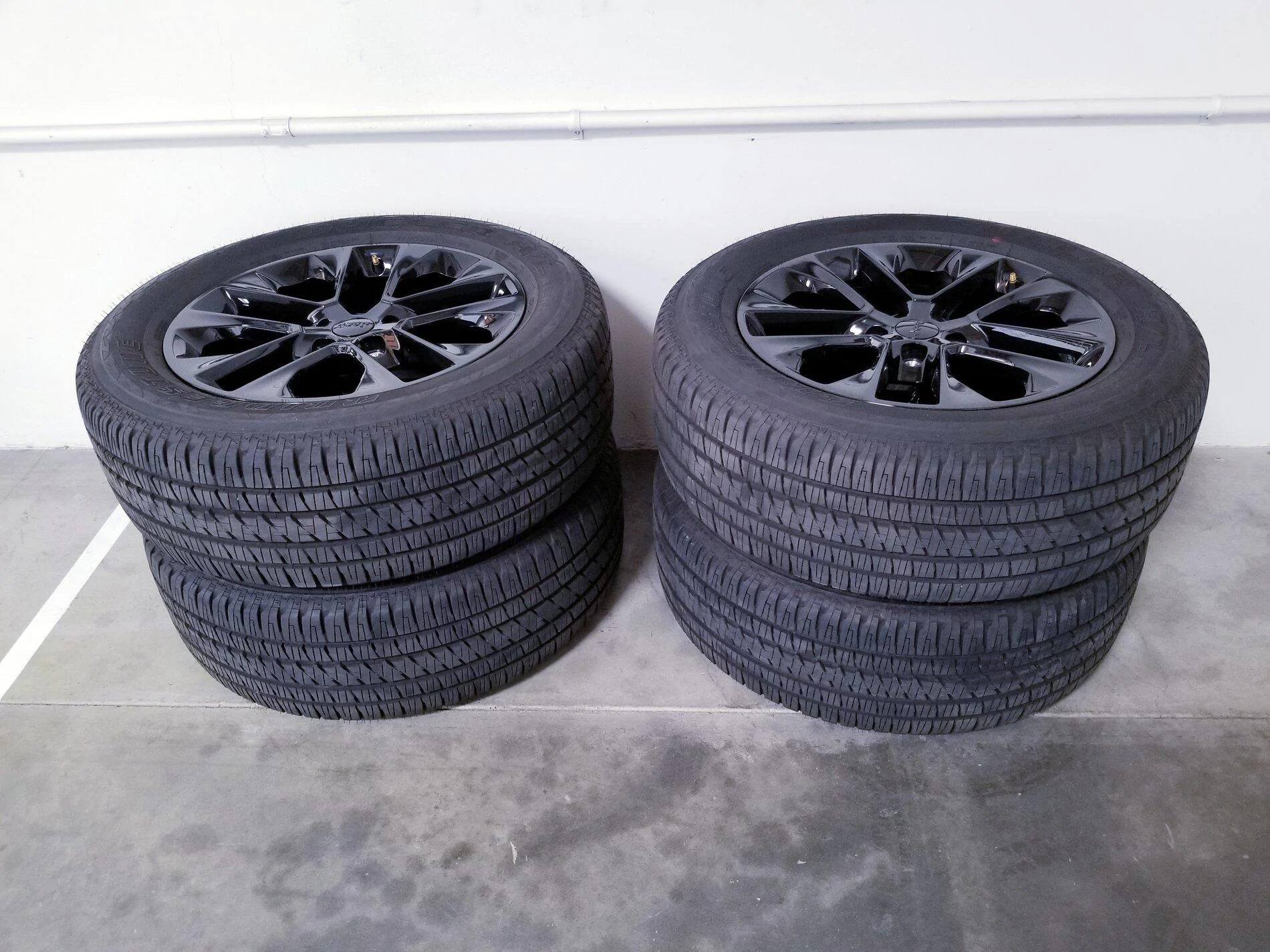 20x8 glad wheels2.jpg