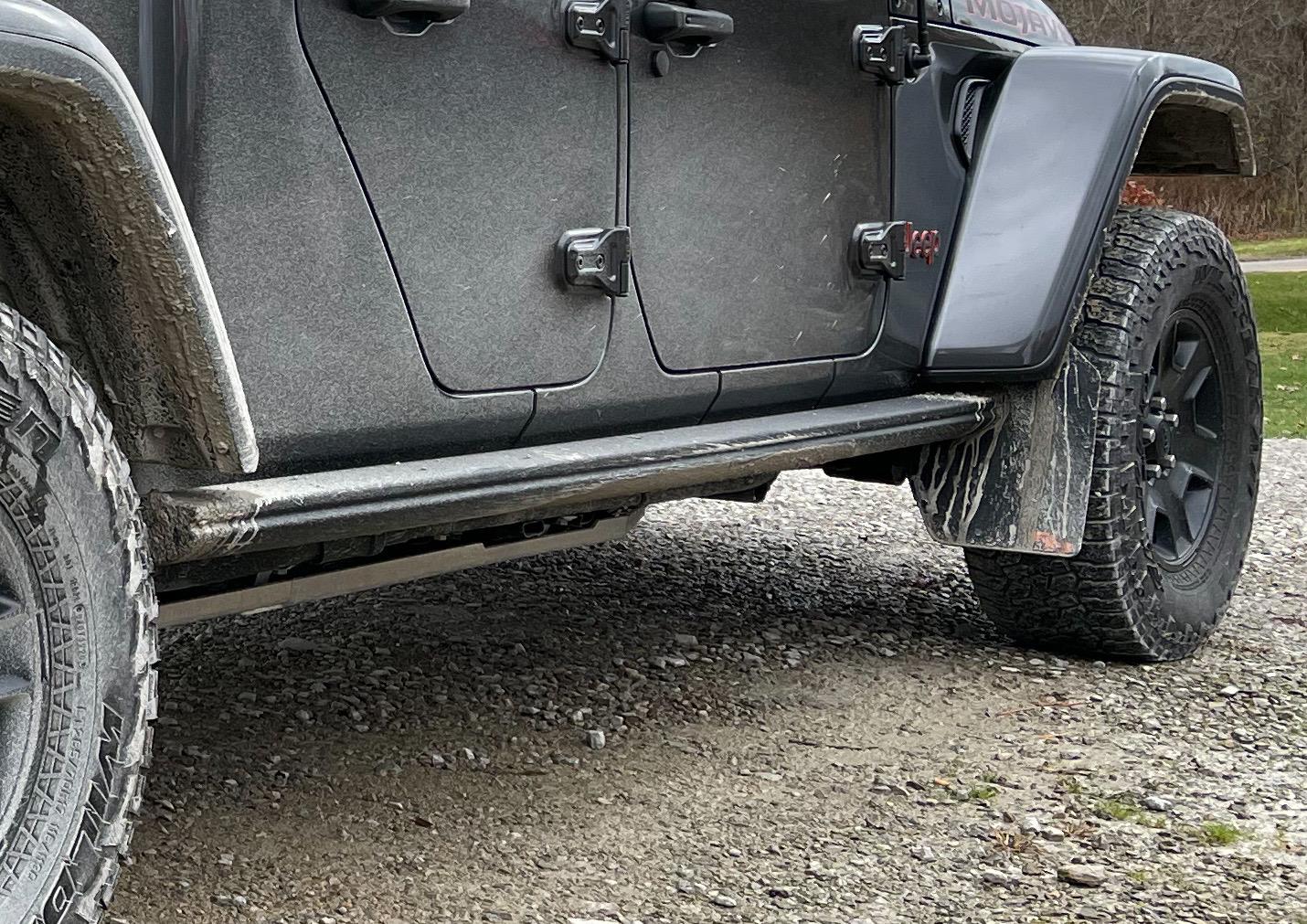 Jeep Gladiator Mopar Performance Rock rail guys 29011663-DF31-41DA-9E96-8EBAC649FDEA