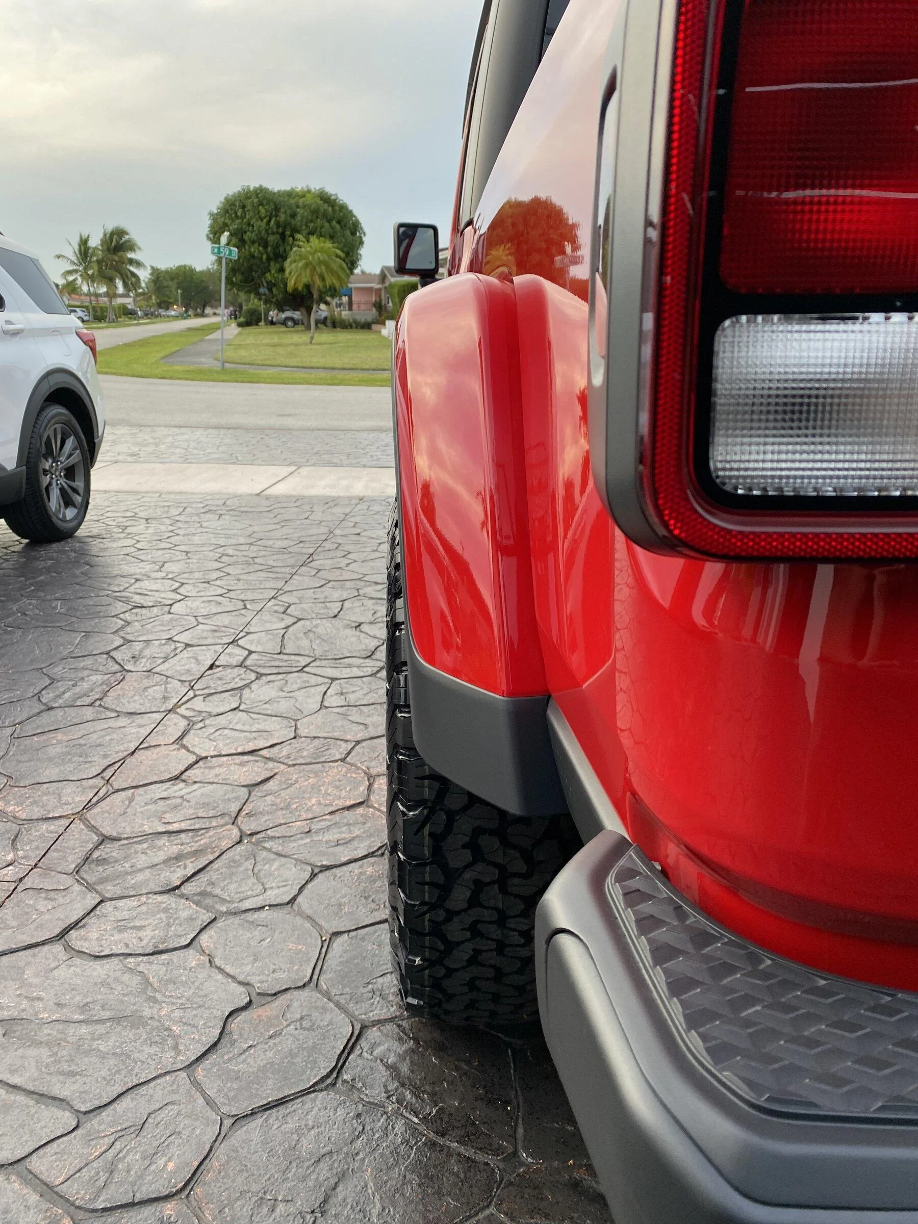 Jeep Gladiator 37" tires on my 2021 Mojave without lift kit ? 8068BEDE-5672-4C57-9FF8-7E4735D014F8